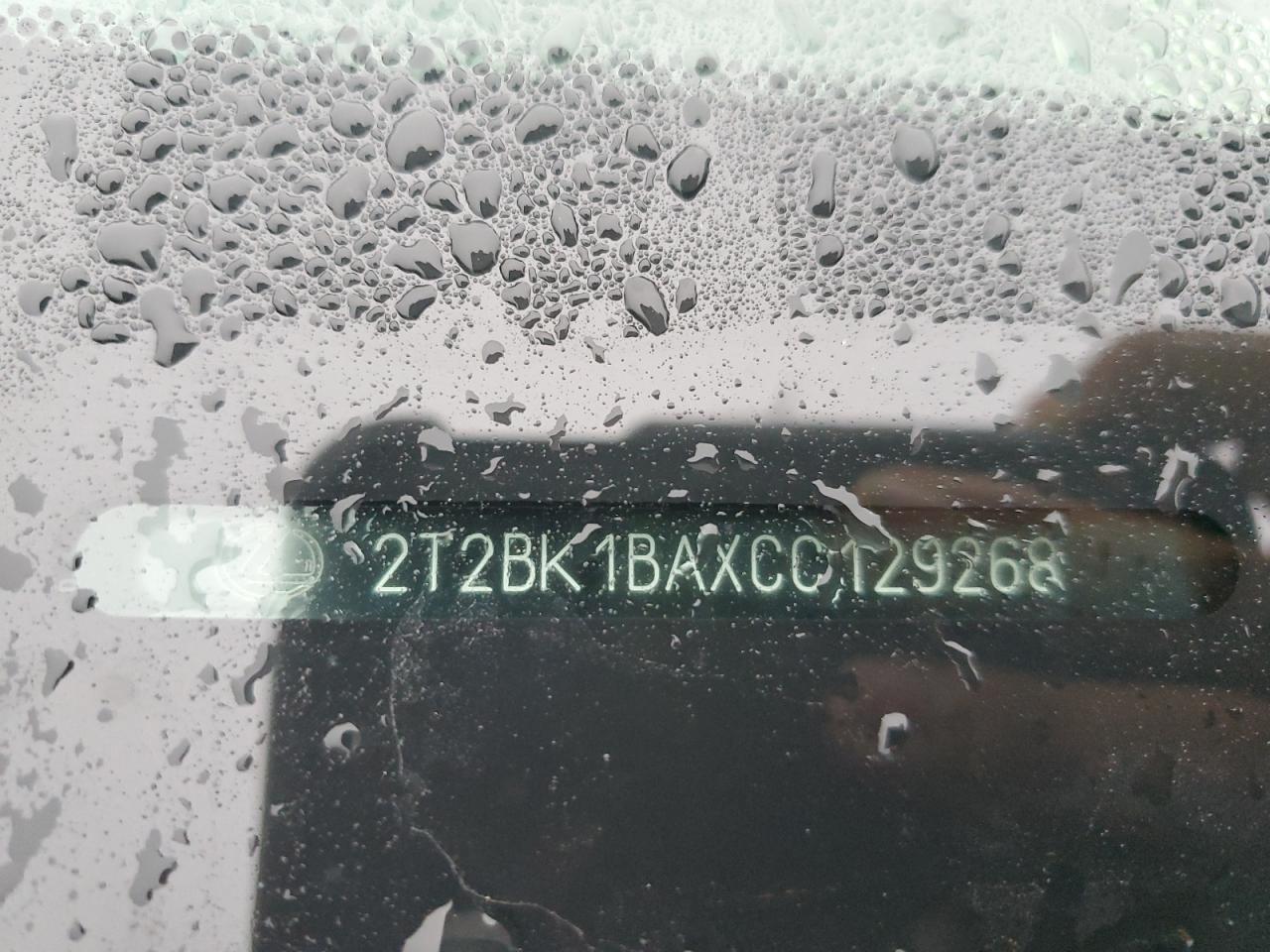 2T2BK1BAXCC129268 — photo 12