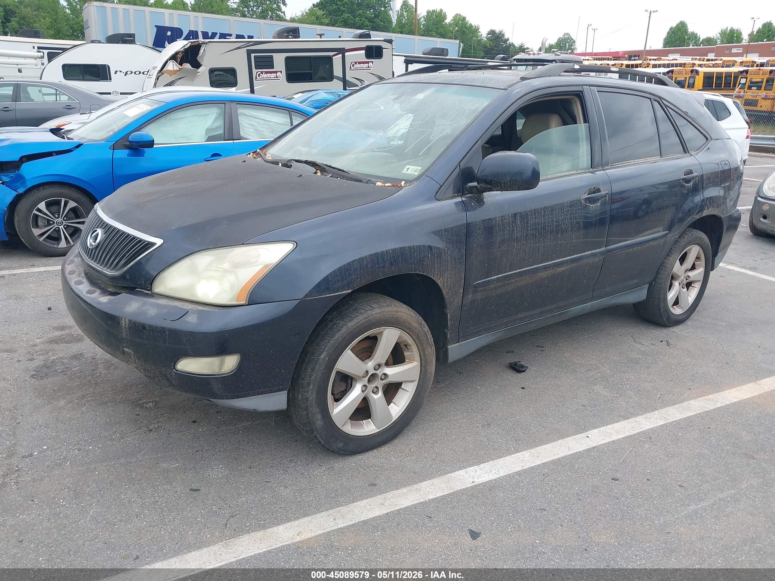 2004 LEXUS RX — VIN 2T2HA31U54C013661 — photo 2
