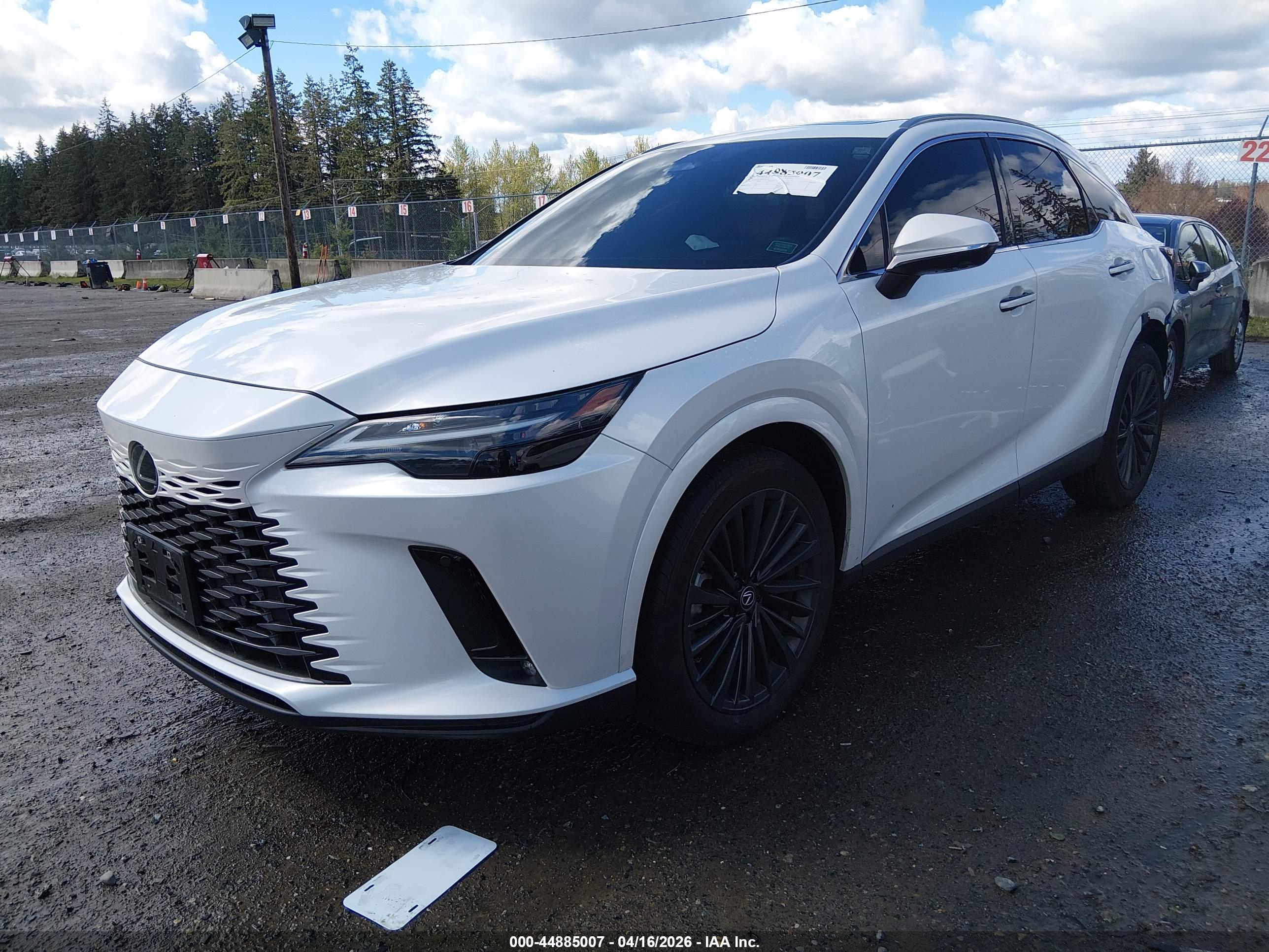 2025 LEXUS RX — VIN 2T2BAMCA2SC091973 — photo 2