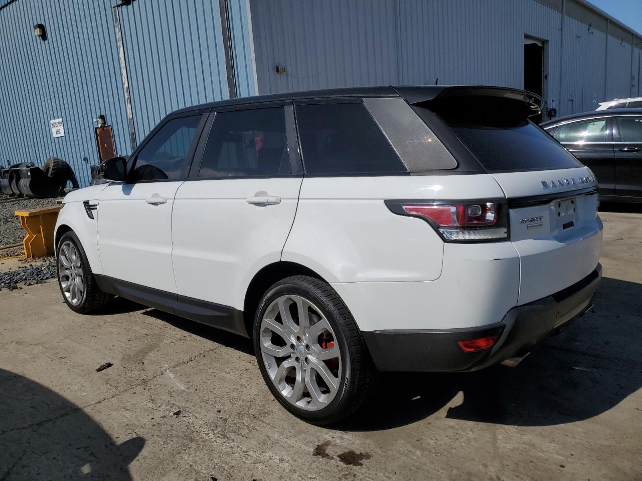 2016 LAND ROVER RANGE ROVE — VIN SALWR2EF0GA568934 — photo 2