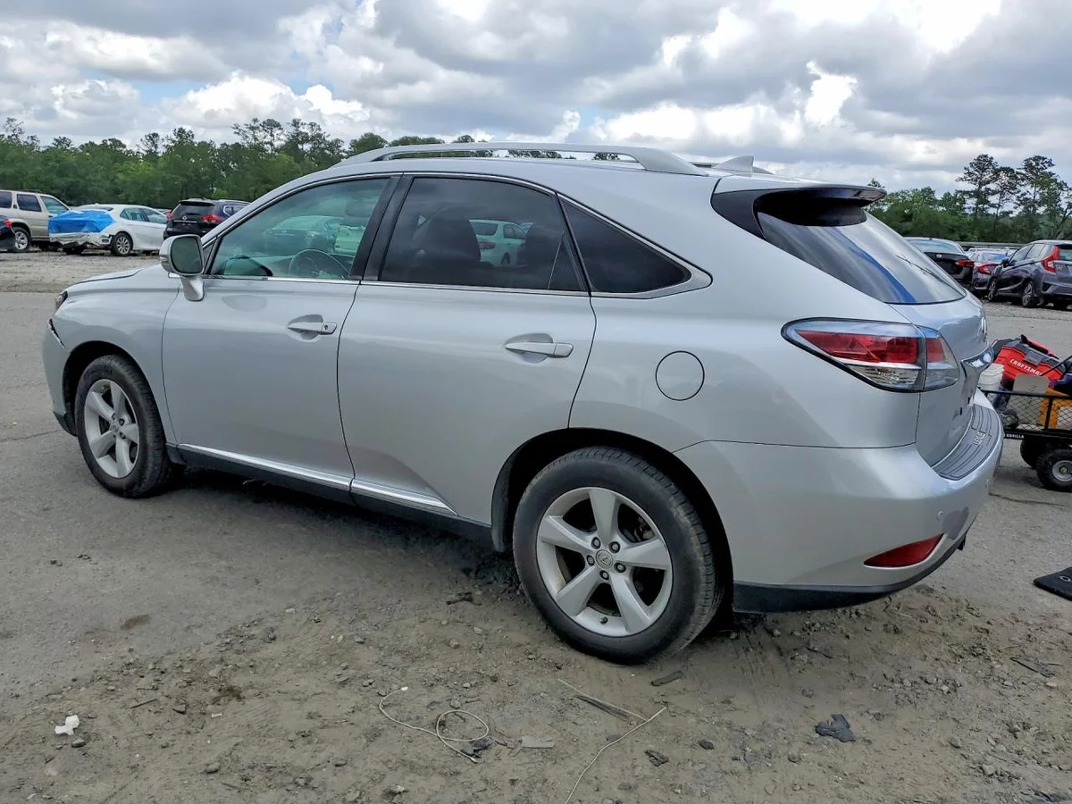 2T2BK1BAXFC337042 — photo 2
