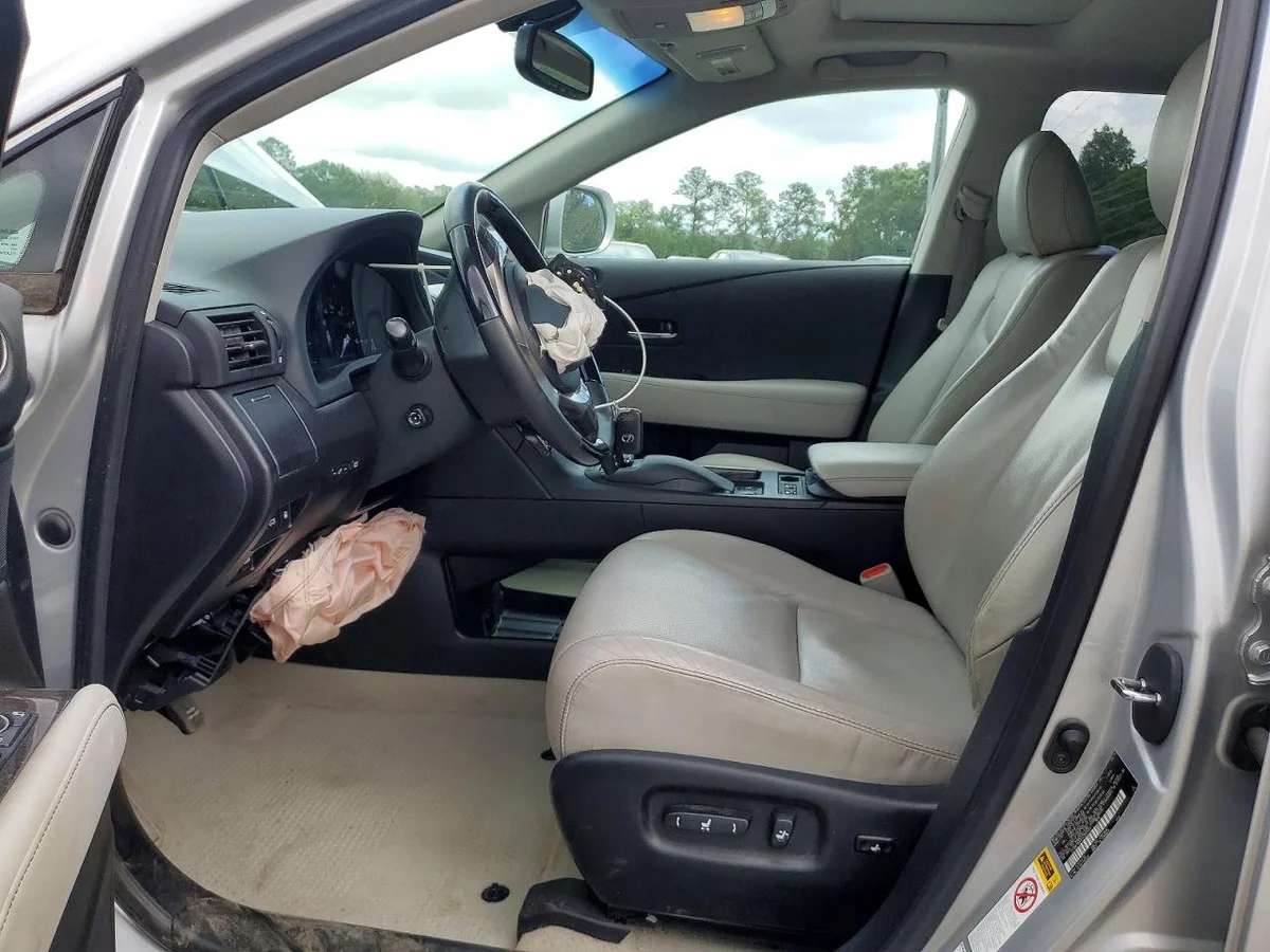 2T2BK1BAXFC337042 — photo 7