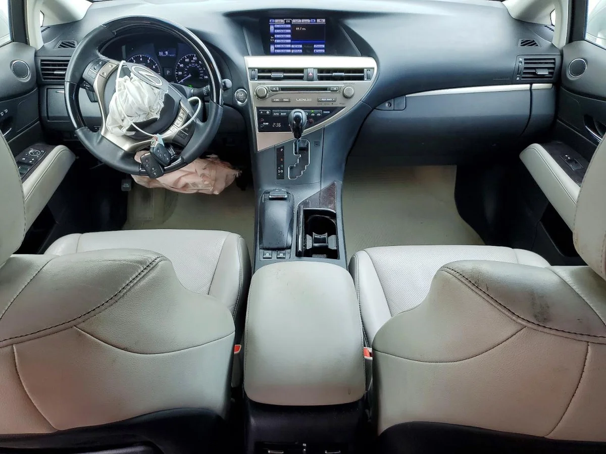 2T2BK1BAXFC337042 — photo 8