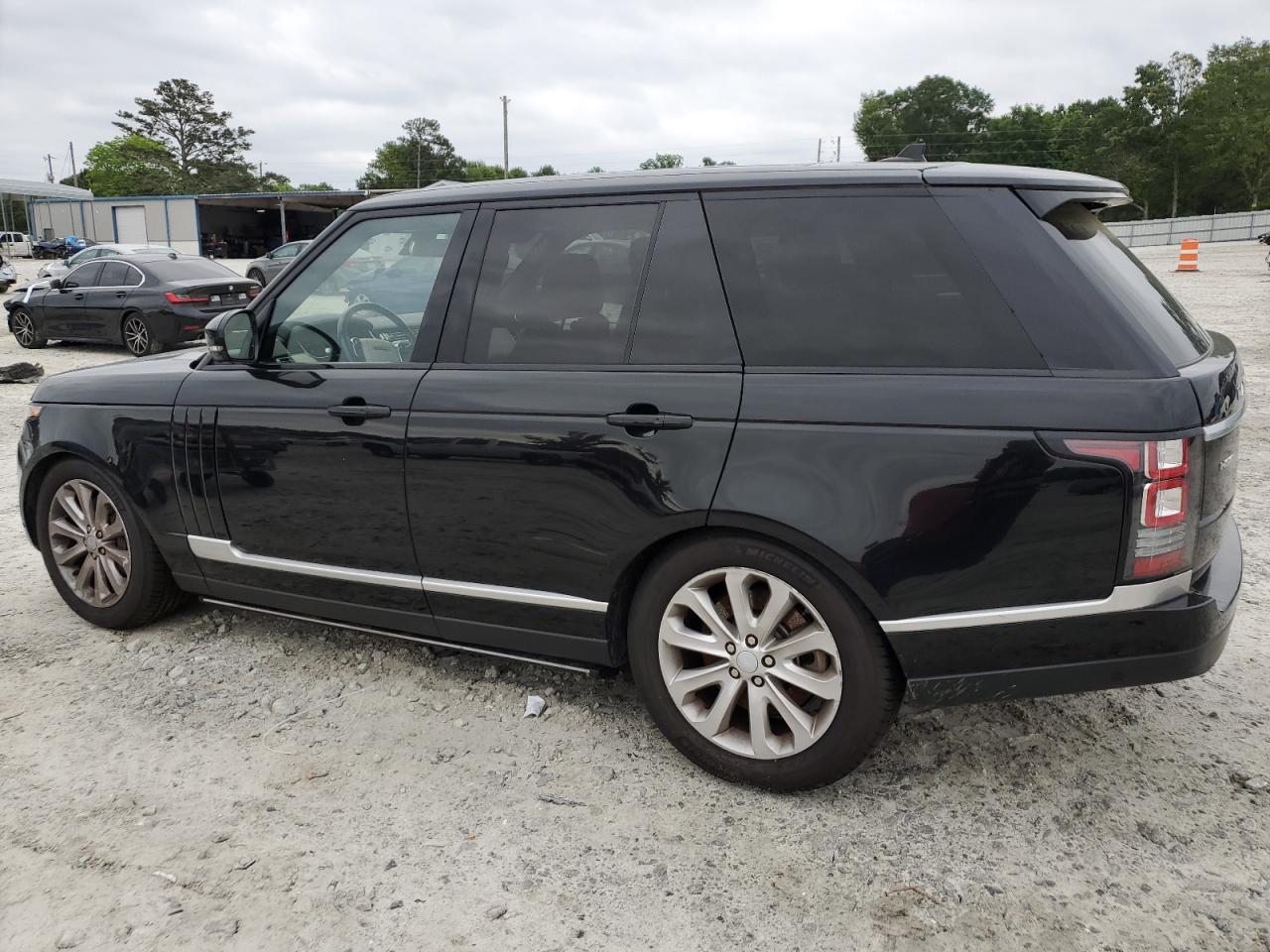 2016 LAND ROVER RANGE ROVE — VIN SALGS2PF1GA303638 — photo 2