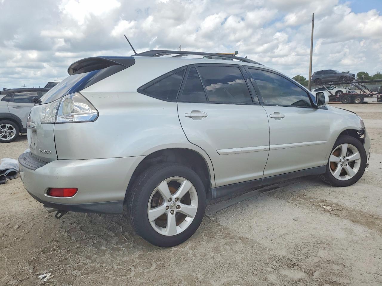 2004 LEXUS RX — VIN 2T2GA31U34C011614 — photo 3