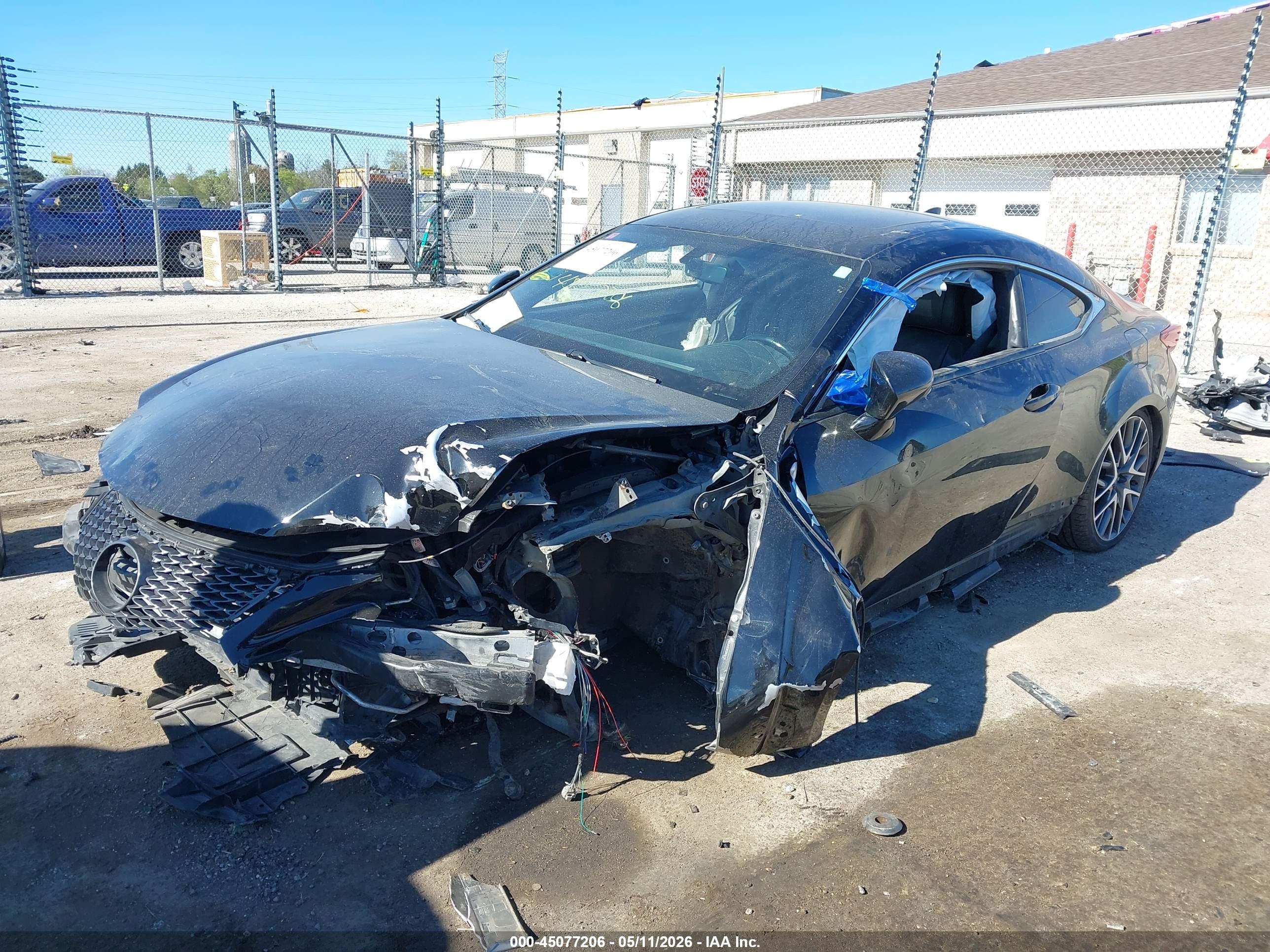 2016 LEXUS RC — VIN JTHSE5BC2G5006120 — photo 2