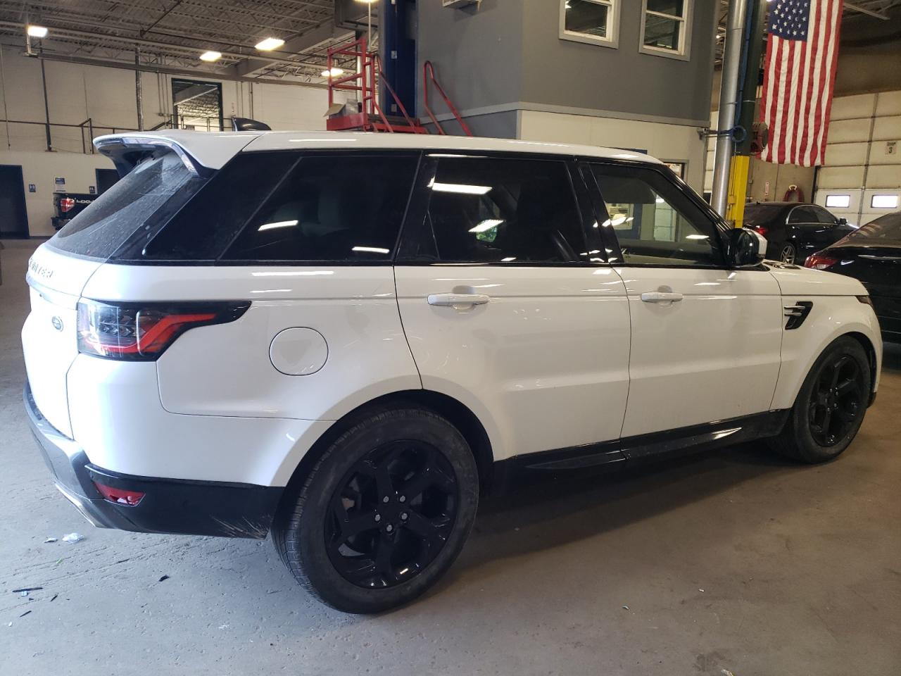2018 LAND ROVER RANGE ROVE — VIN SALWR2RV5JA188500 — photo 3