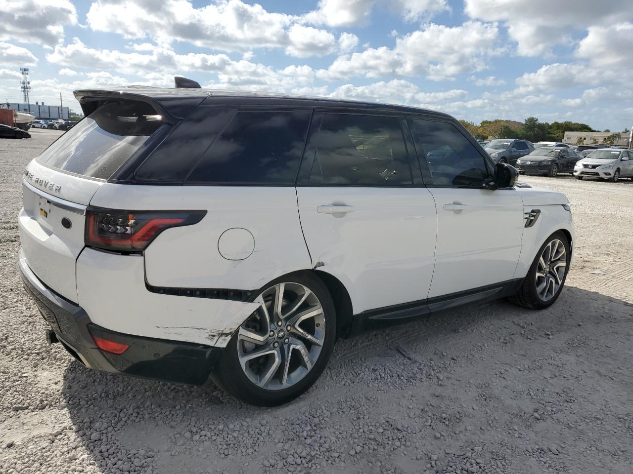 2019 LAND ROVER RANGE ROVE — VIN SALWR2RV2KA423789 — photo 3