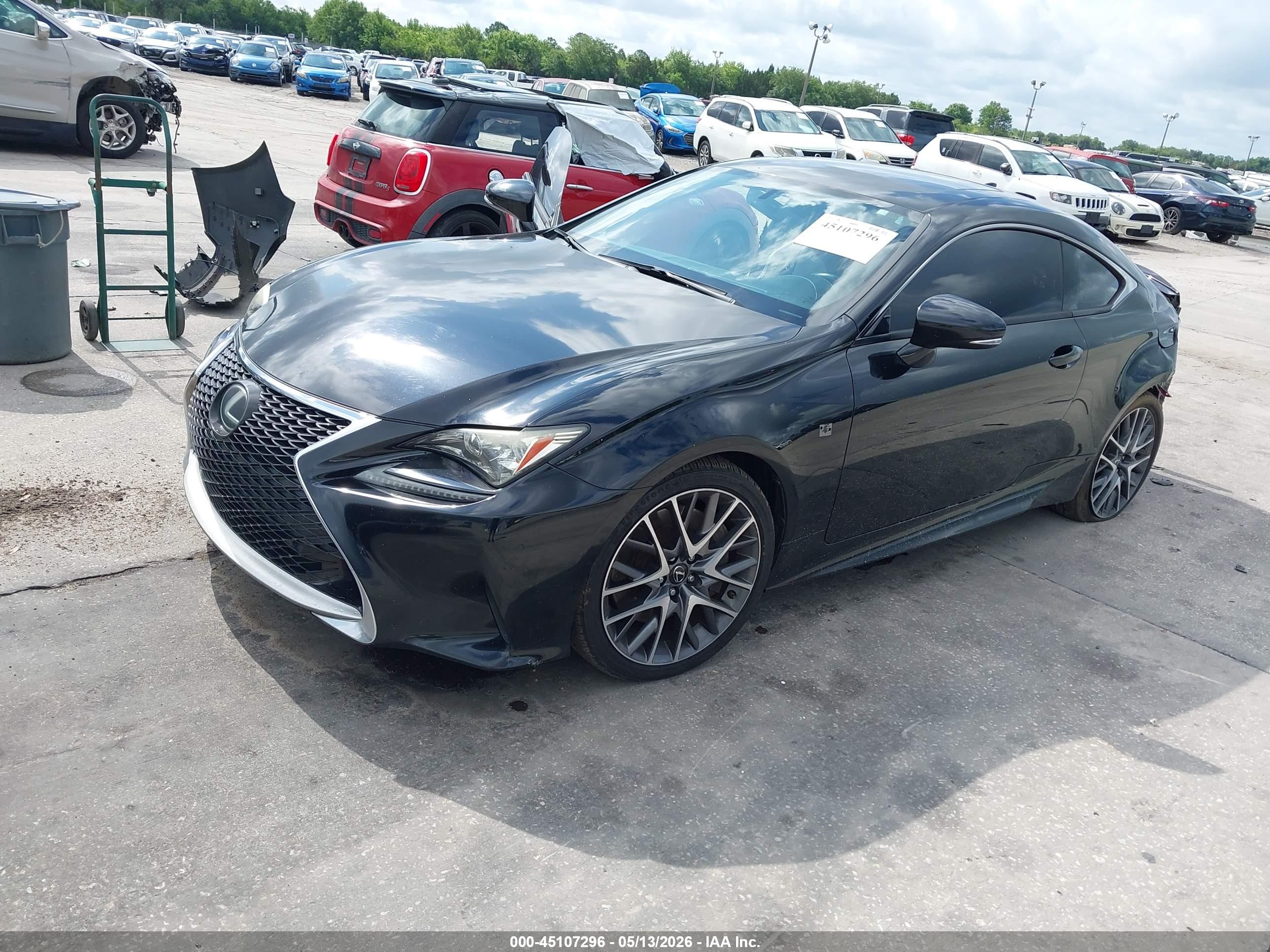 2016 LEXUS RC — VIN JTHHA5BC3G5004723 — photo 2