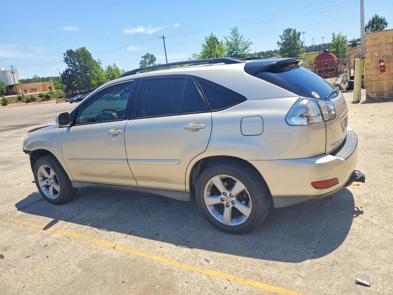 2007 LEXUS RX — VIN 2T2GK31U07C019901 — photo 2