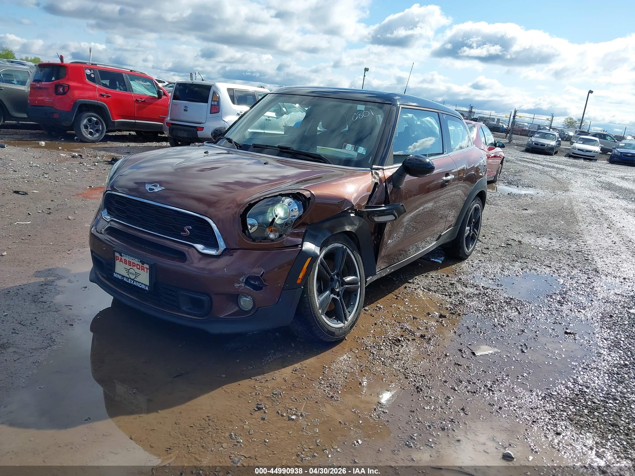 2016 MINI Paceman — VIN WMWSS7C50GWN70801 — photo 2