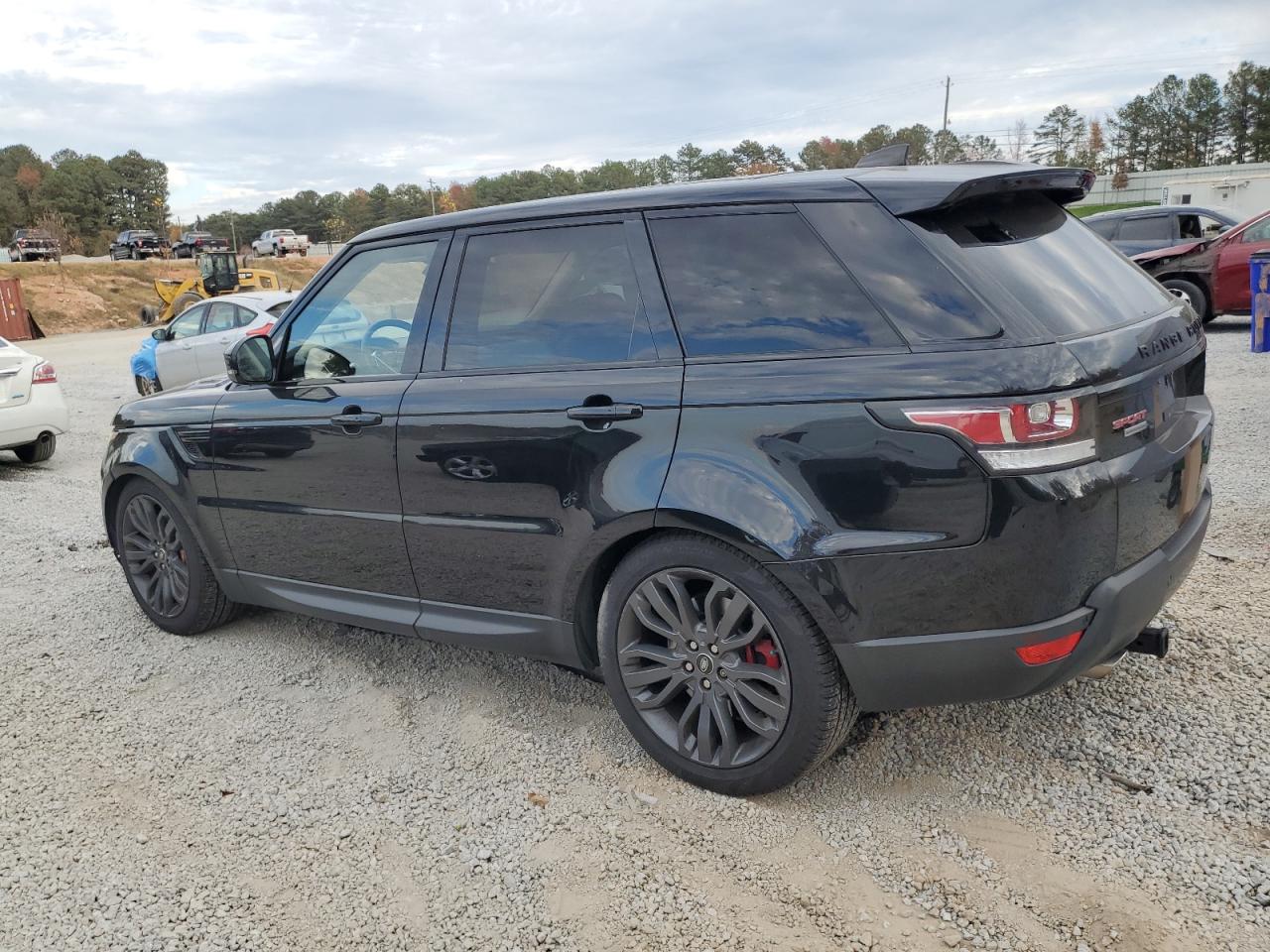 2017 LAND ROVER RANGE ROVE — VIN SALWR2FE3HA136720 — photo 2