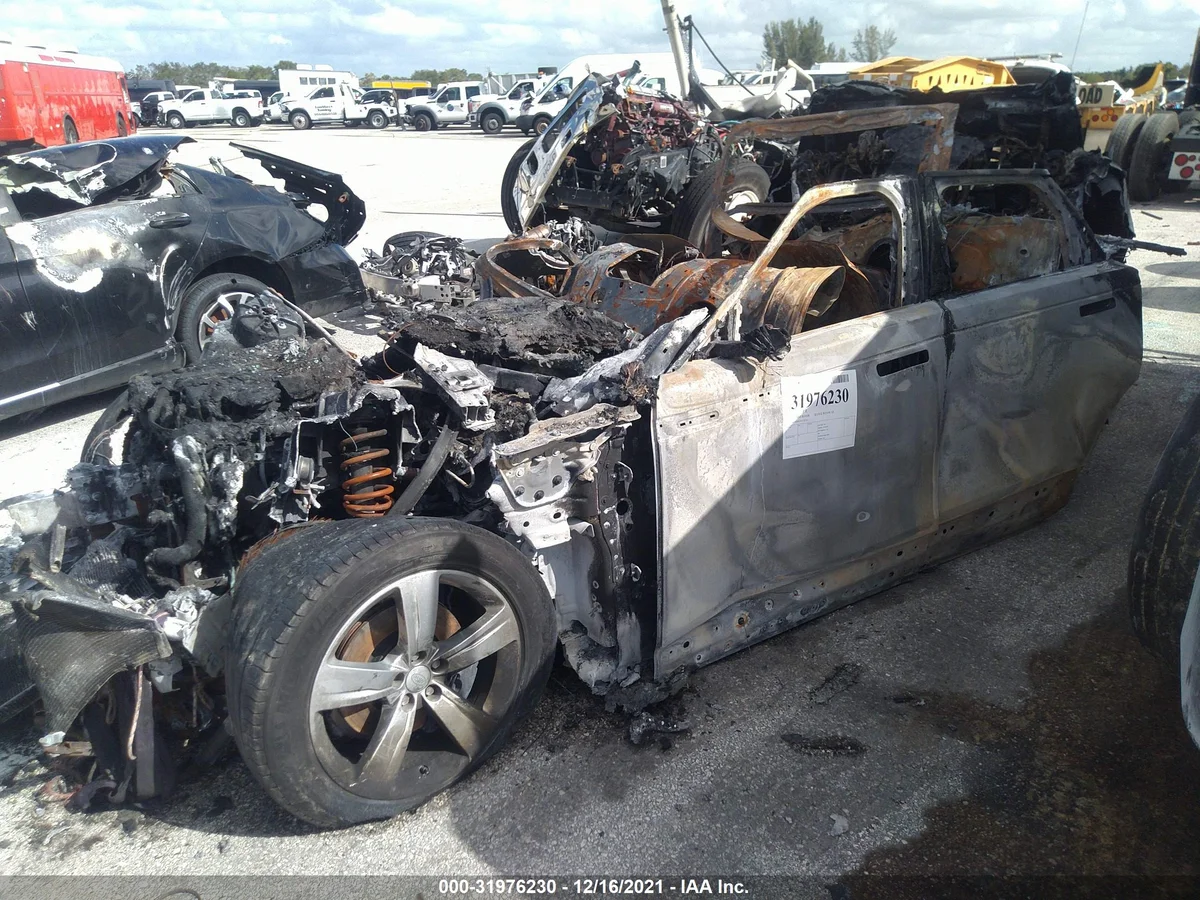 SALYB2RX7JA732476 — photo 2