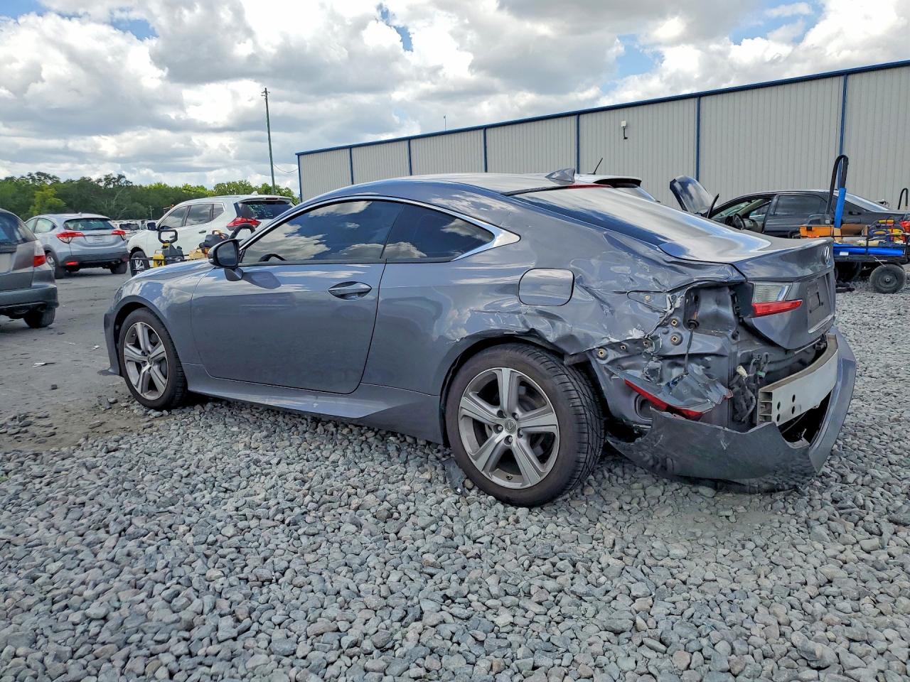 2016 LEXUS RC — VIN JTHHA5BCXG5002144 — photo 2