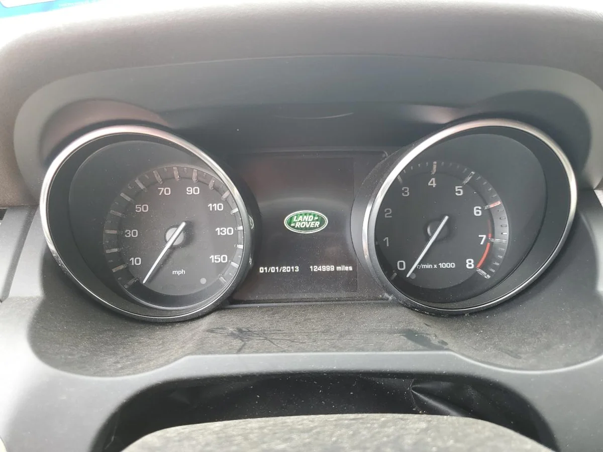SALVN2BG9FH073979 — photo 9