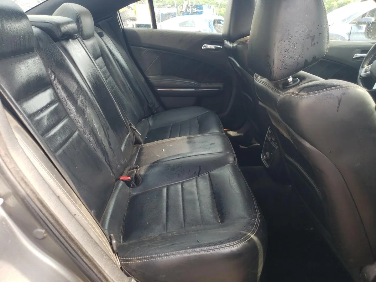2C3CDXCT5CH106884 — photo 10