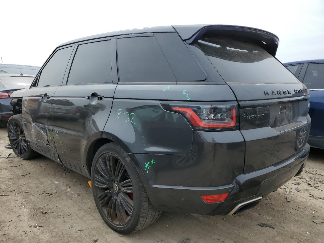 2018 LAND ROVER RANGE ROVE — VIN SALWV2SV9JA413975 — photo 2