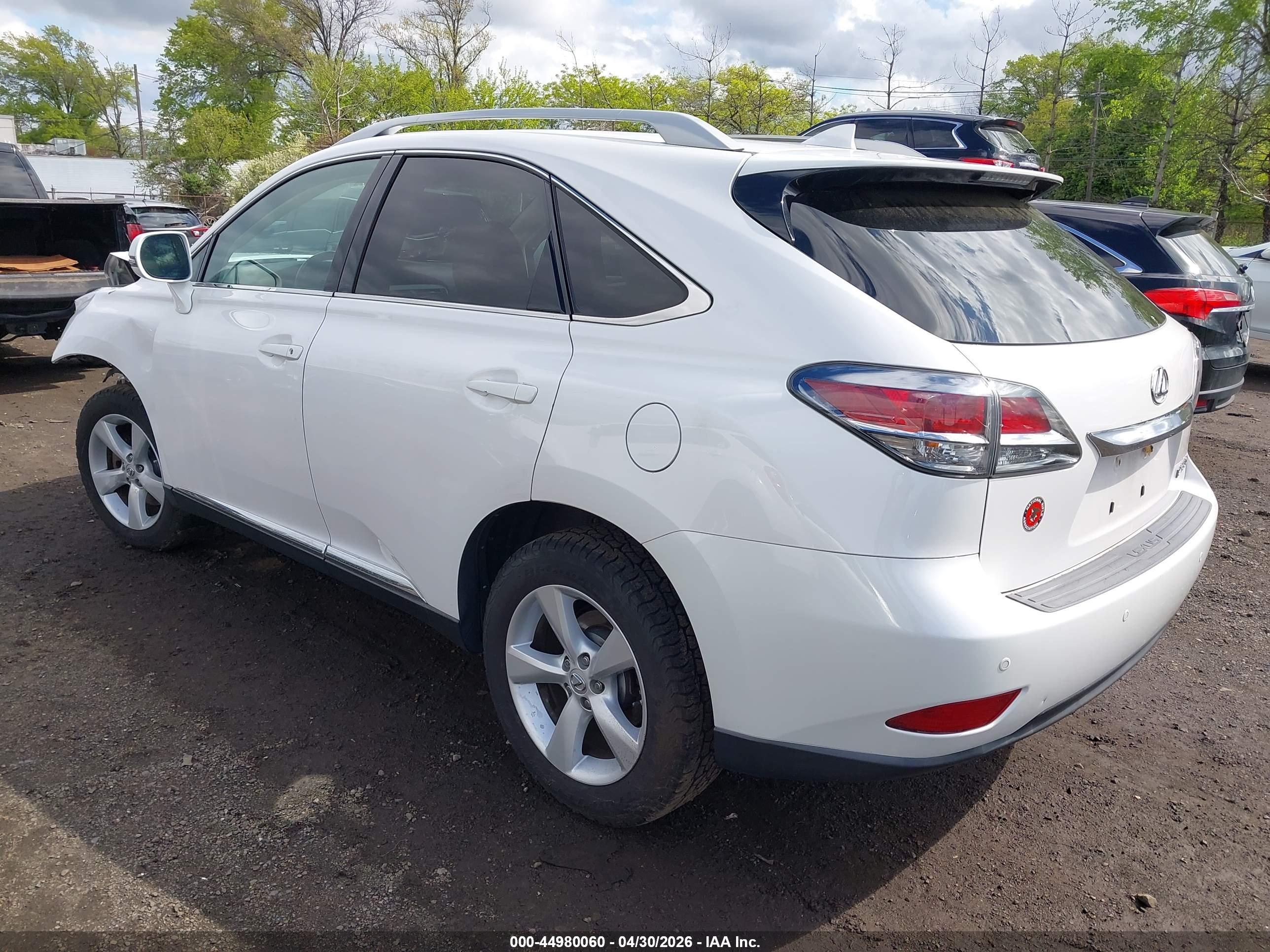 2015 LEXUS RX — VIN 2T2BK1BAXFC258258 — photo 3