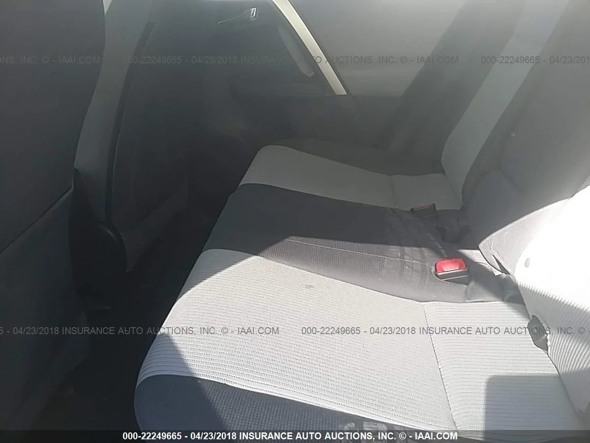 JTMRFREV7FD160568 — photo 8