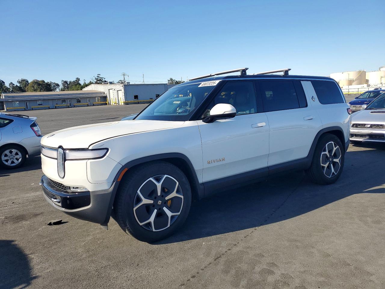 2024 RIVIAN R1S — VIN 7PDSGABA6RN036431 — photo 1 of 13