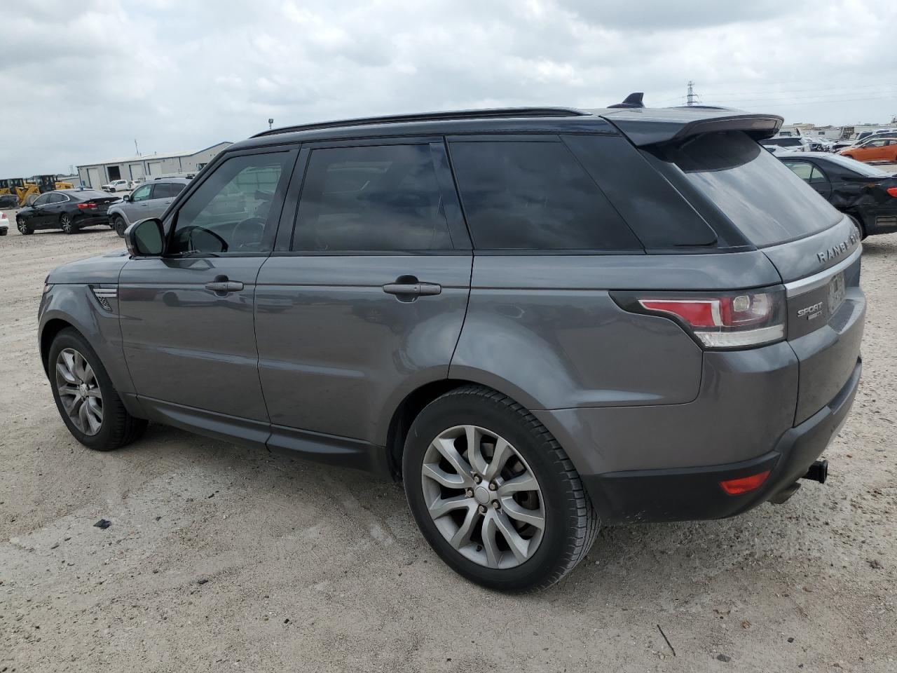 2016 LAND ROVER RANGE ROVE — VIN SALWR2VF7GA650028 — photo 2