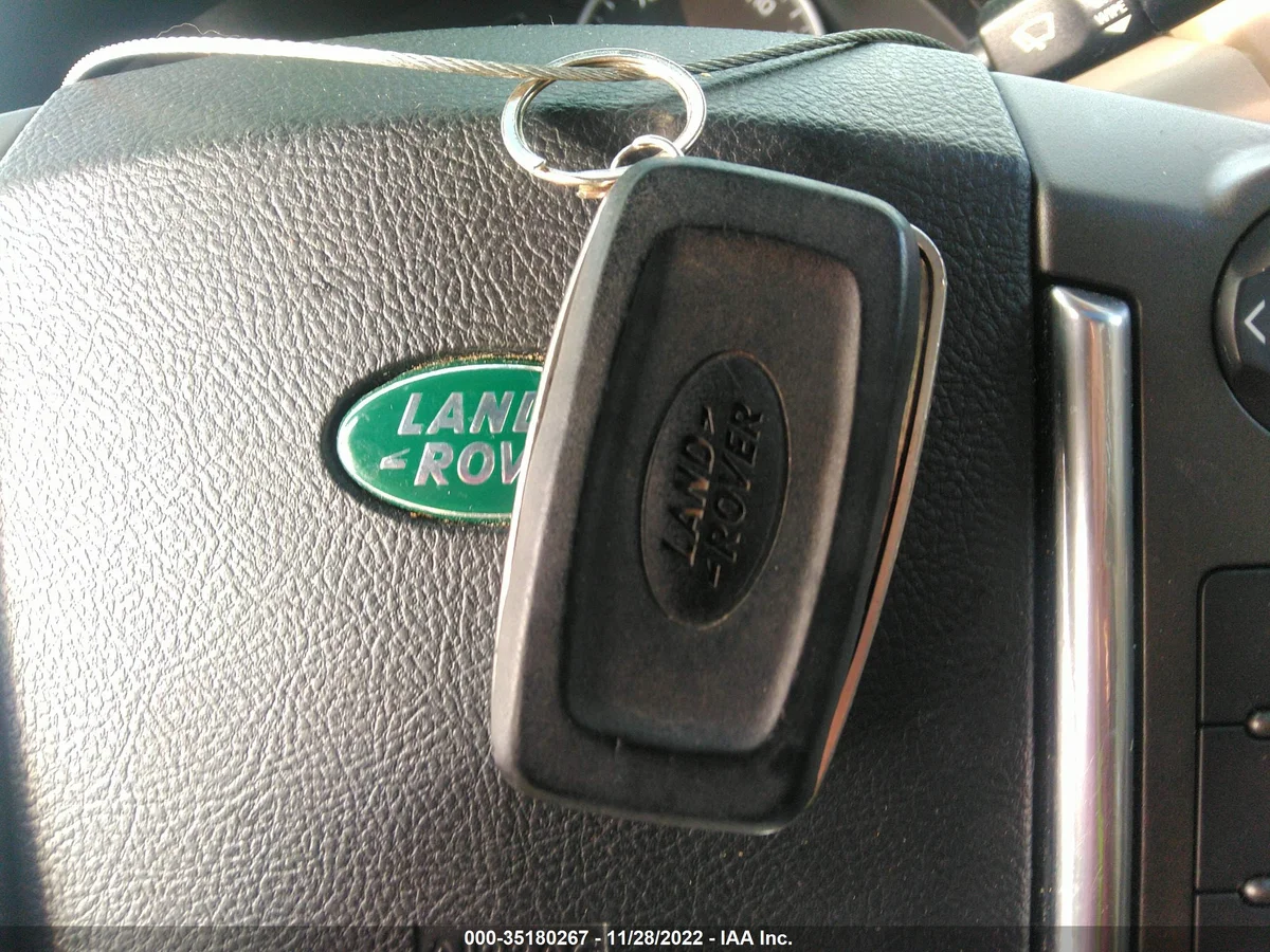 SALAG2D44BA559727 — photo 11