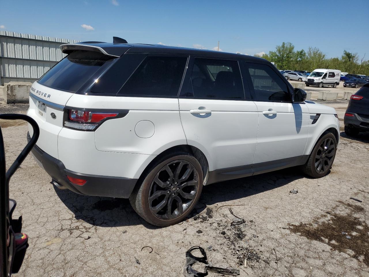 2017 LAND ROVER RANGE ROVE — VIN SALWR2FV2HA143674 — photo 3