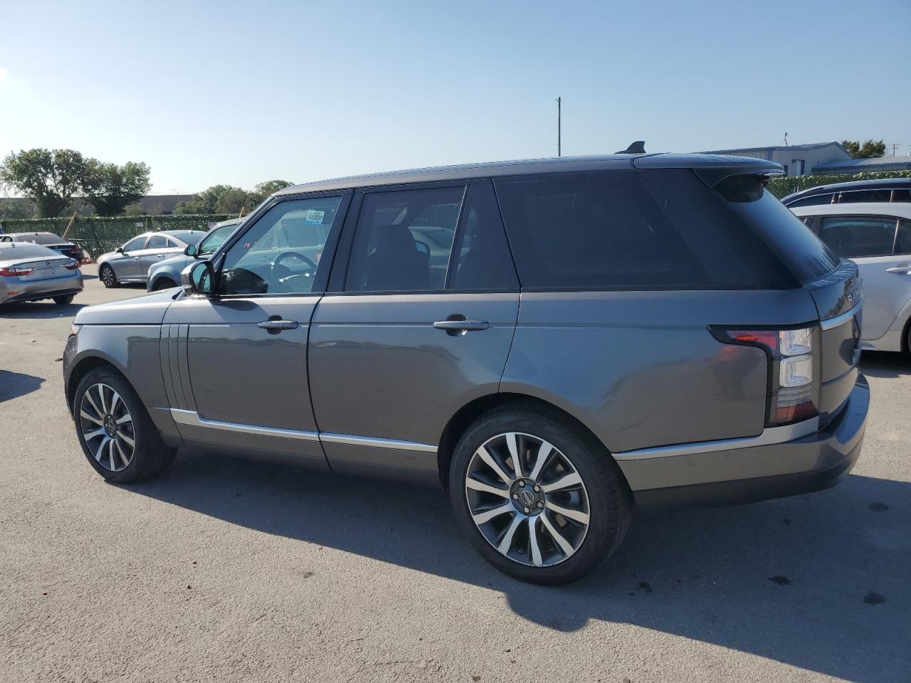 2016 LAND ROVER RANGE ROVE — VIN SALGS2VF1GA248403 — photo 2