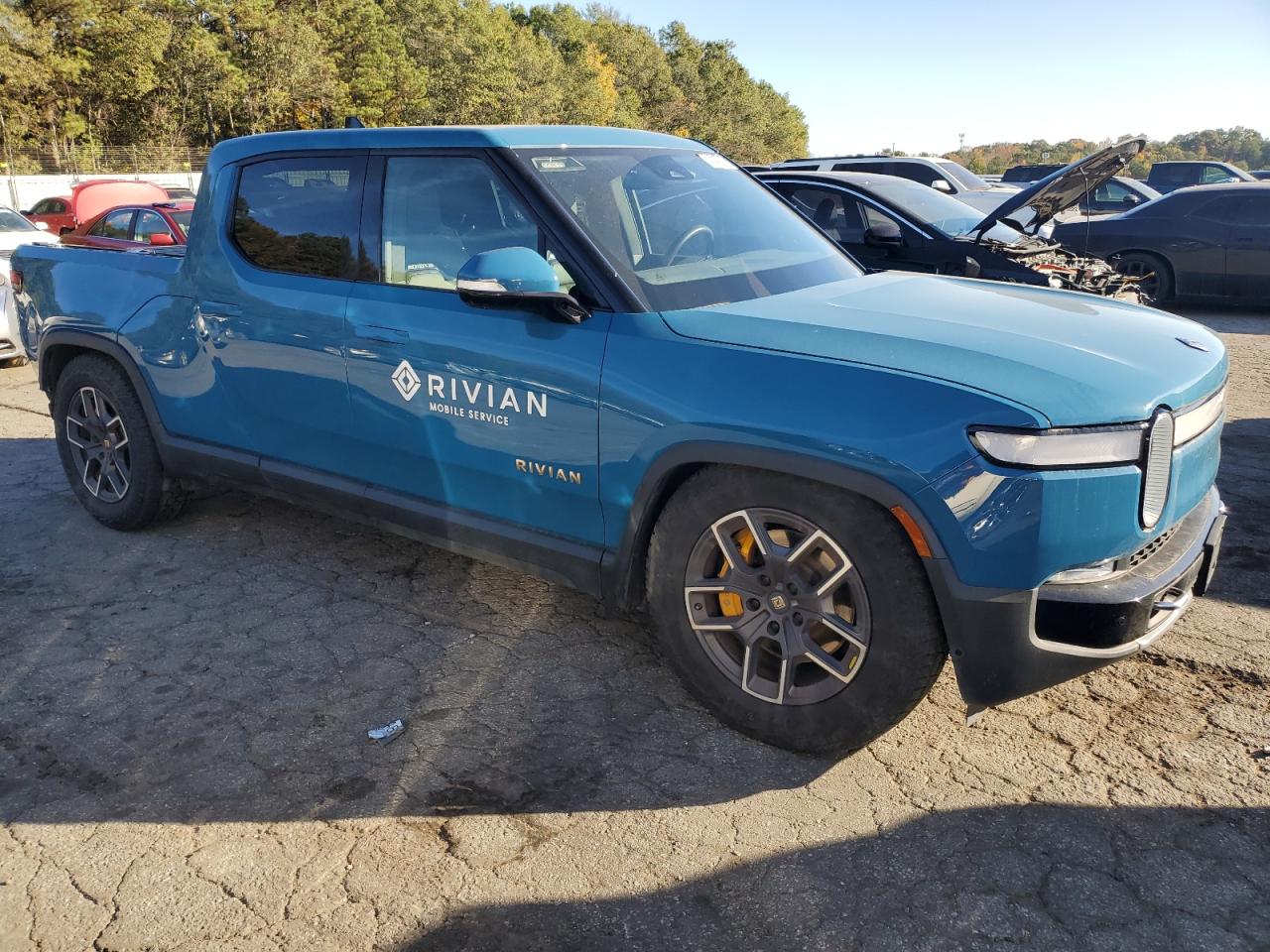 2022 RIVIAN R1T — VIN 7FCTGAAL4NN000238 — photo 4