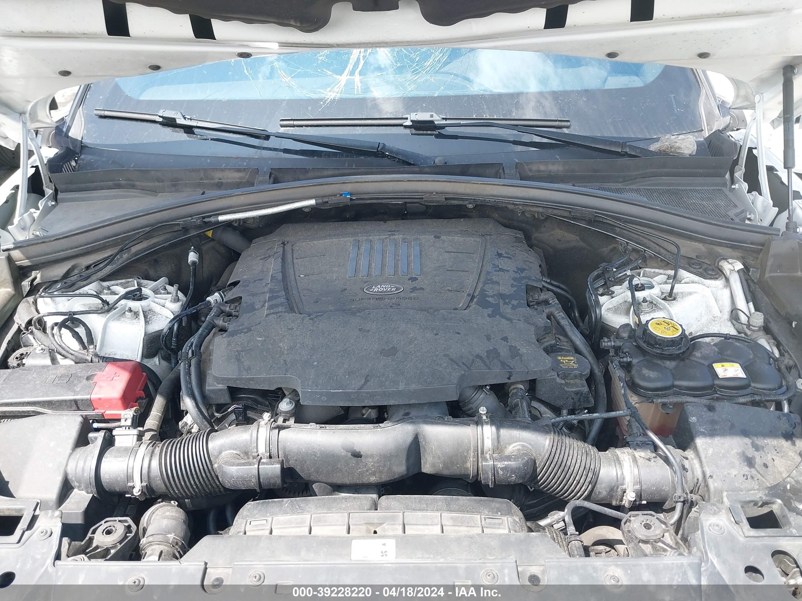 SALYL2RV6JA762435 — photo 10