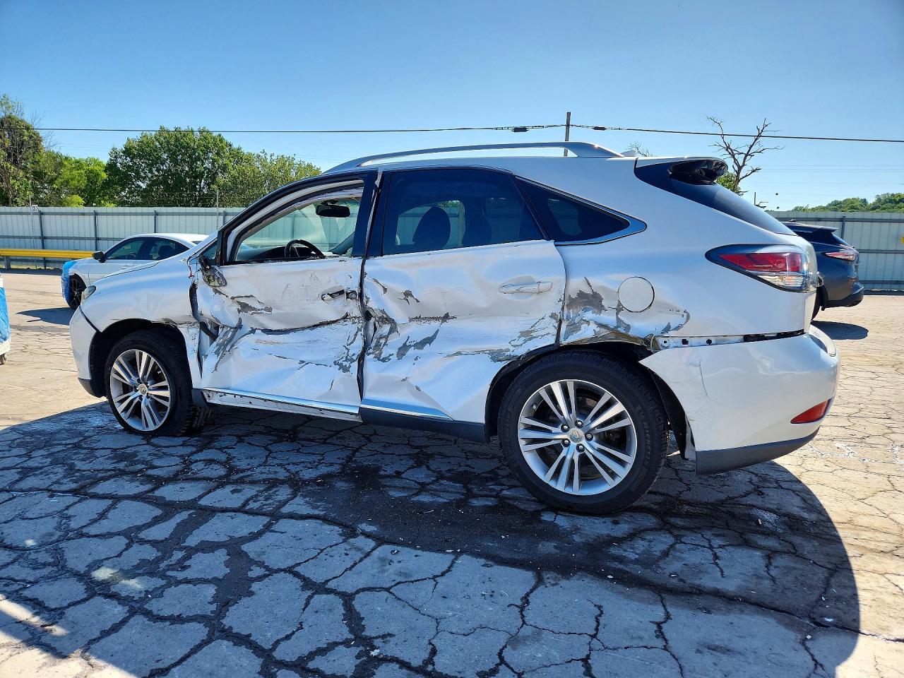 2015 LEXUS RX — VIN 2T2ZK1BA6FC173884 — photo 2