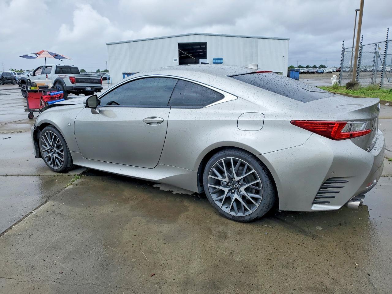 2016 LEXUS RC — VIN JTHHA5BC0G5002573 — photo 2