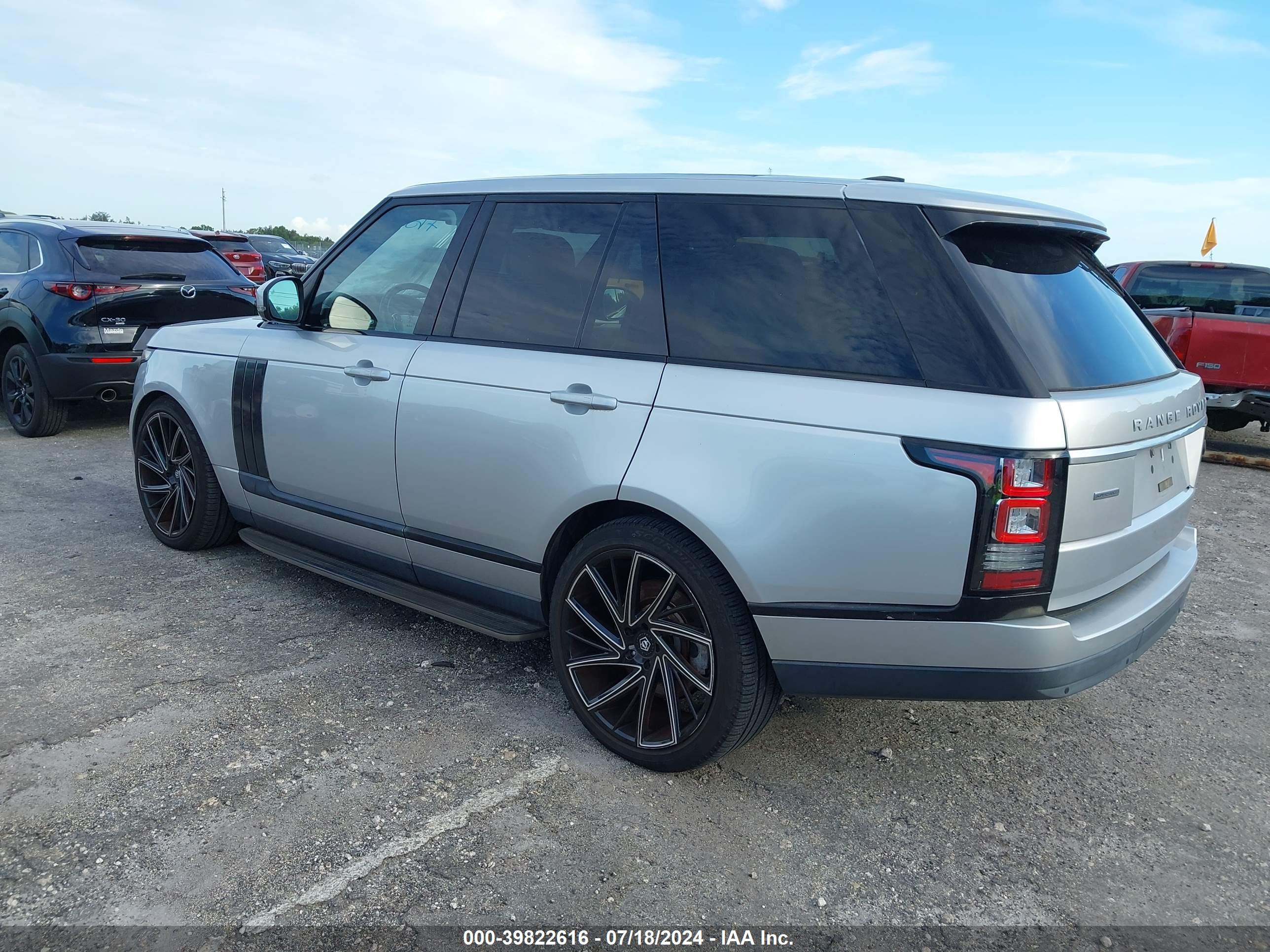 2013 LAND ROVER RANGE ROVER — VIN SALGS2EF9DA102181 — photo 3