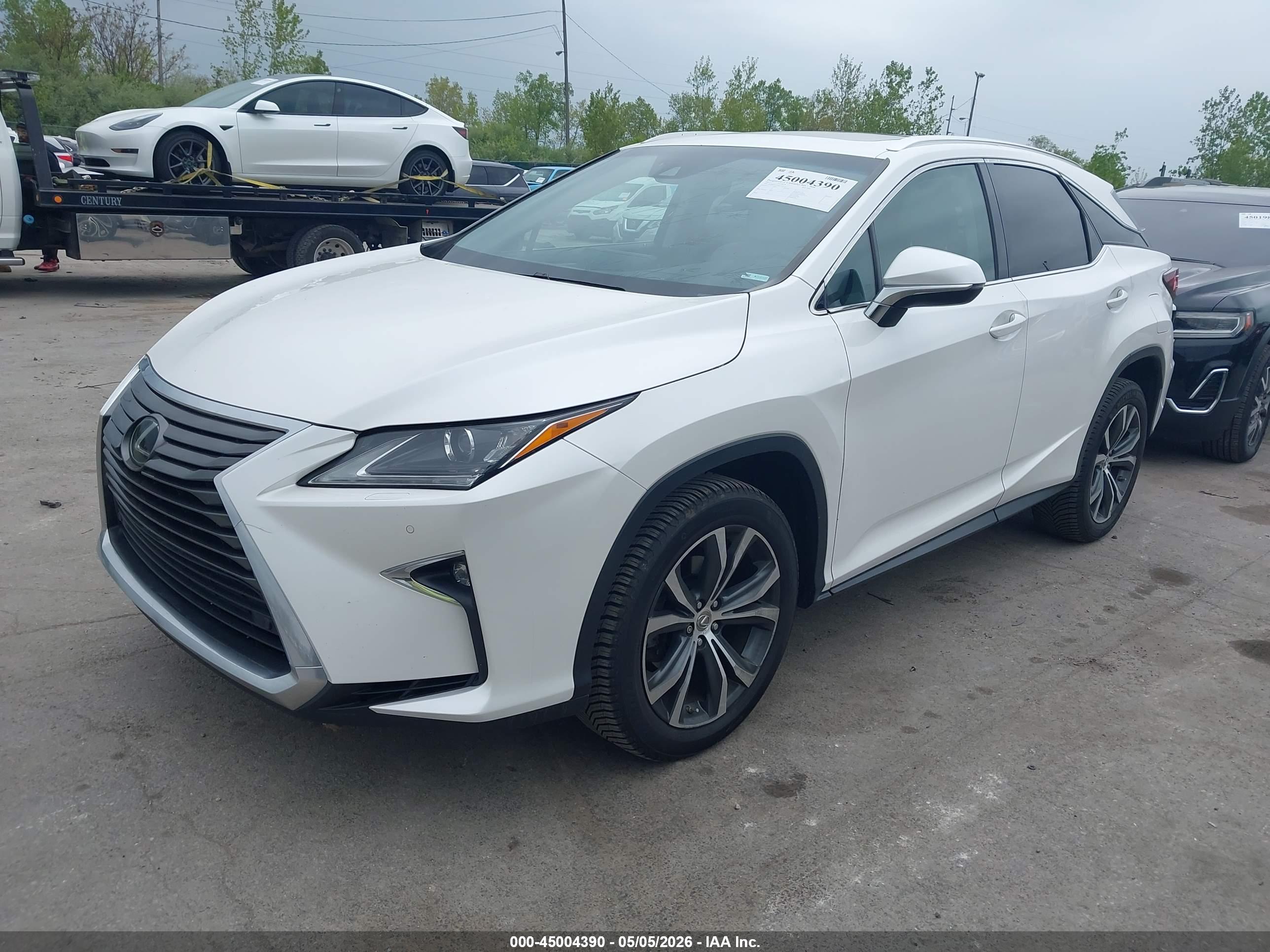 2017 LEXUS RX — VIN 2T2BZMCA3HC124111 — photo 2