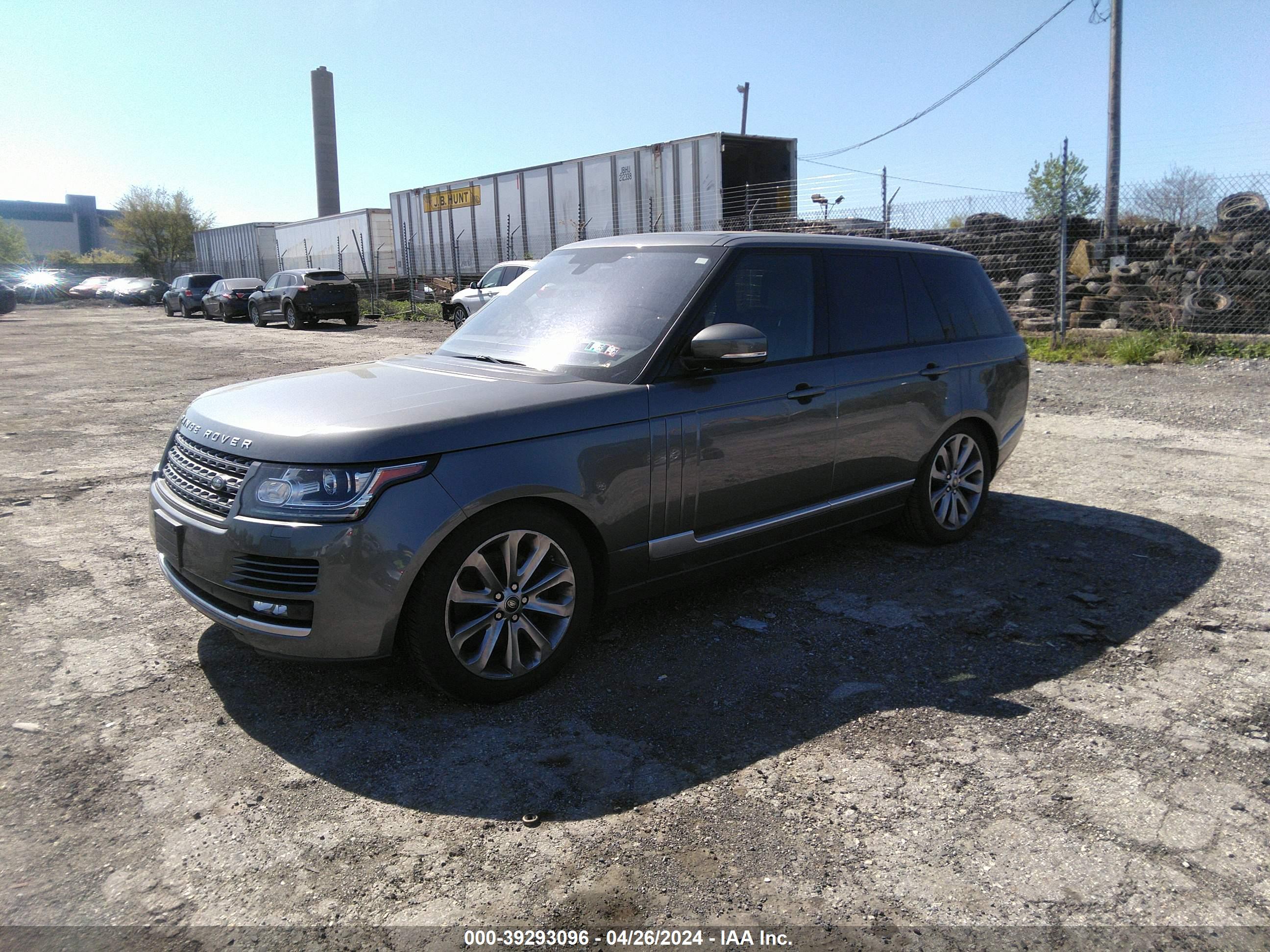 2016 LAND ROVER RANGE ROVER — VIN SALGR2PFXGA286057 — photo 2