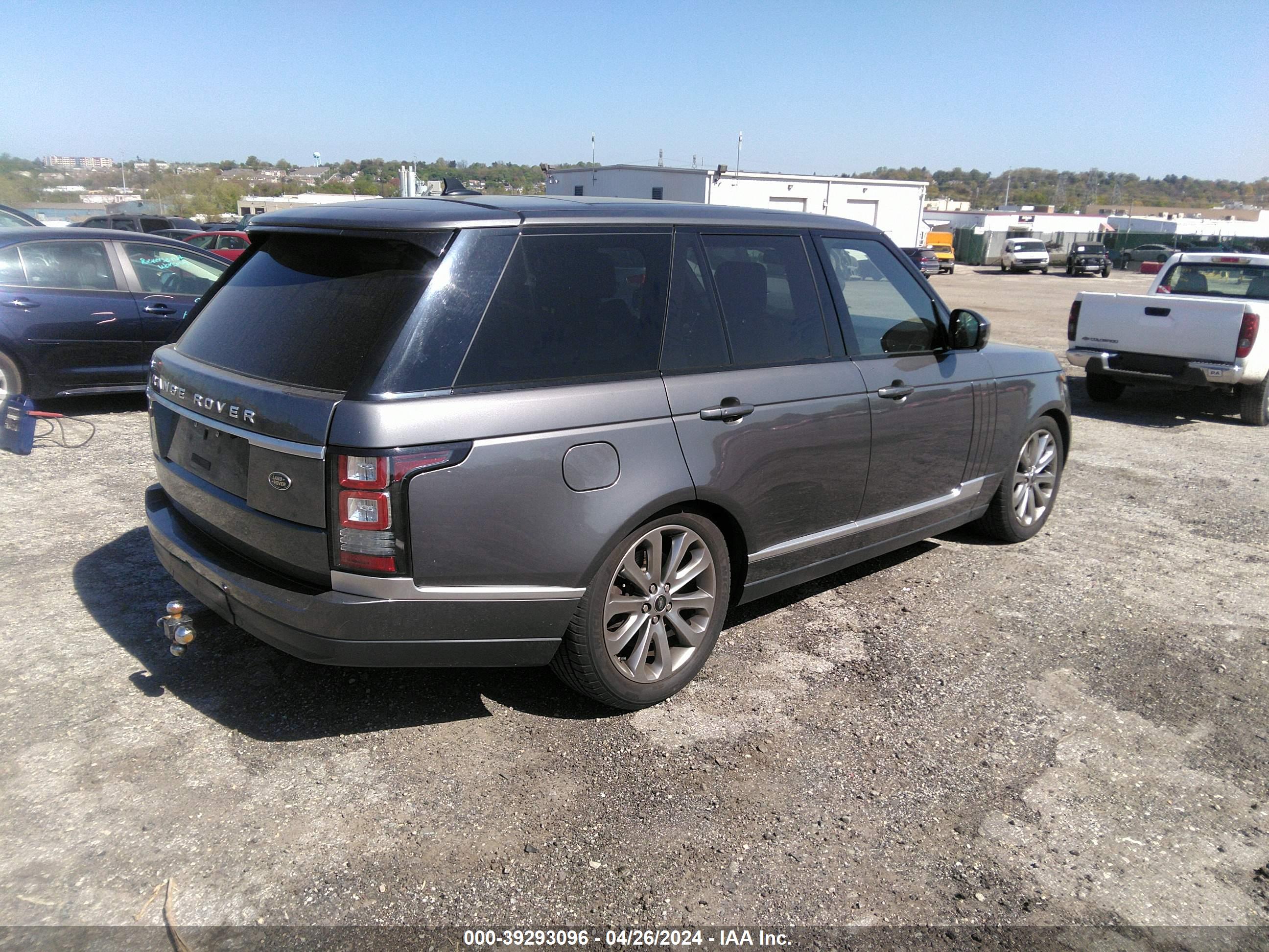 2016 LAND ROVER RANGE ROVER — VIN SALGR2PFXGA286057 — photo 4