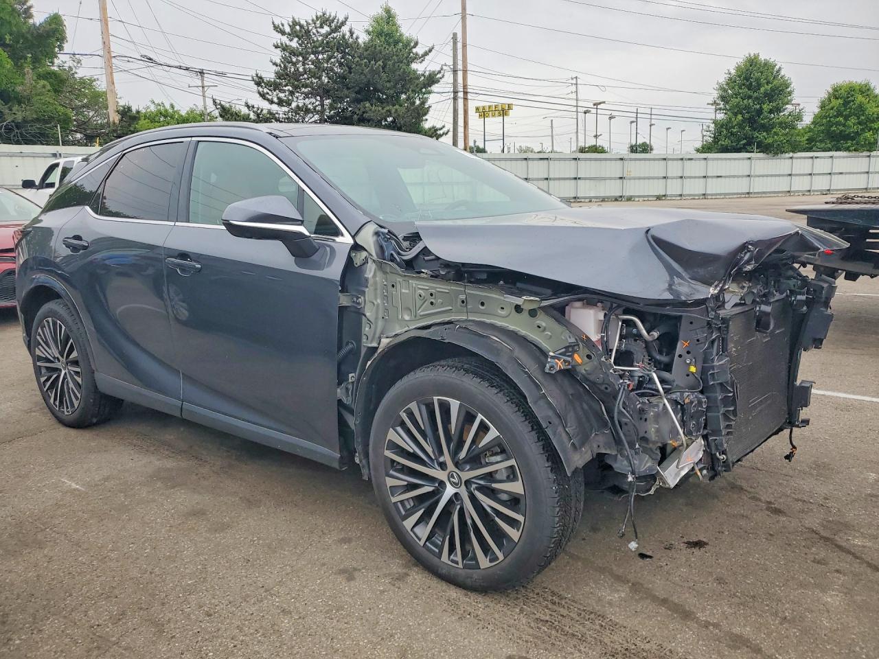 2025 LEXUS RX — VIN 2T2BAMCA7SC111179 — photo 4