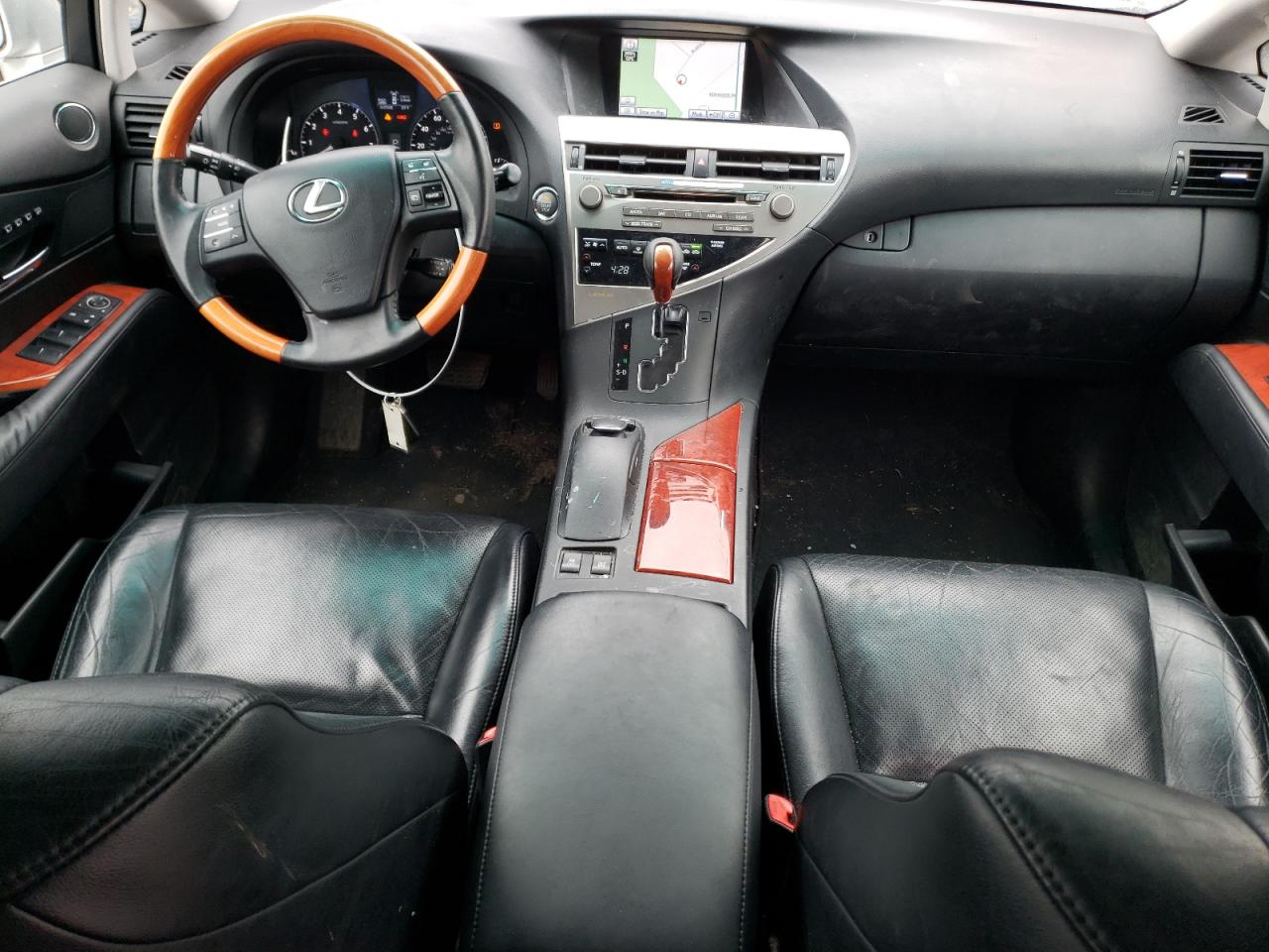 2T2BK1BA2CC136182 — photo 8