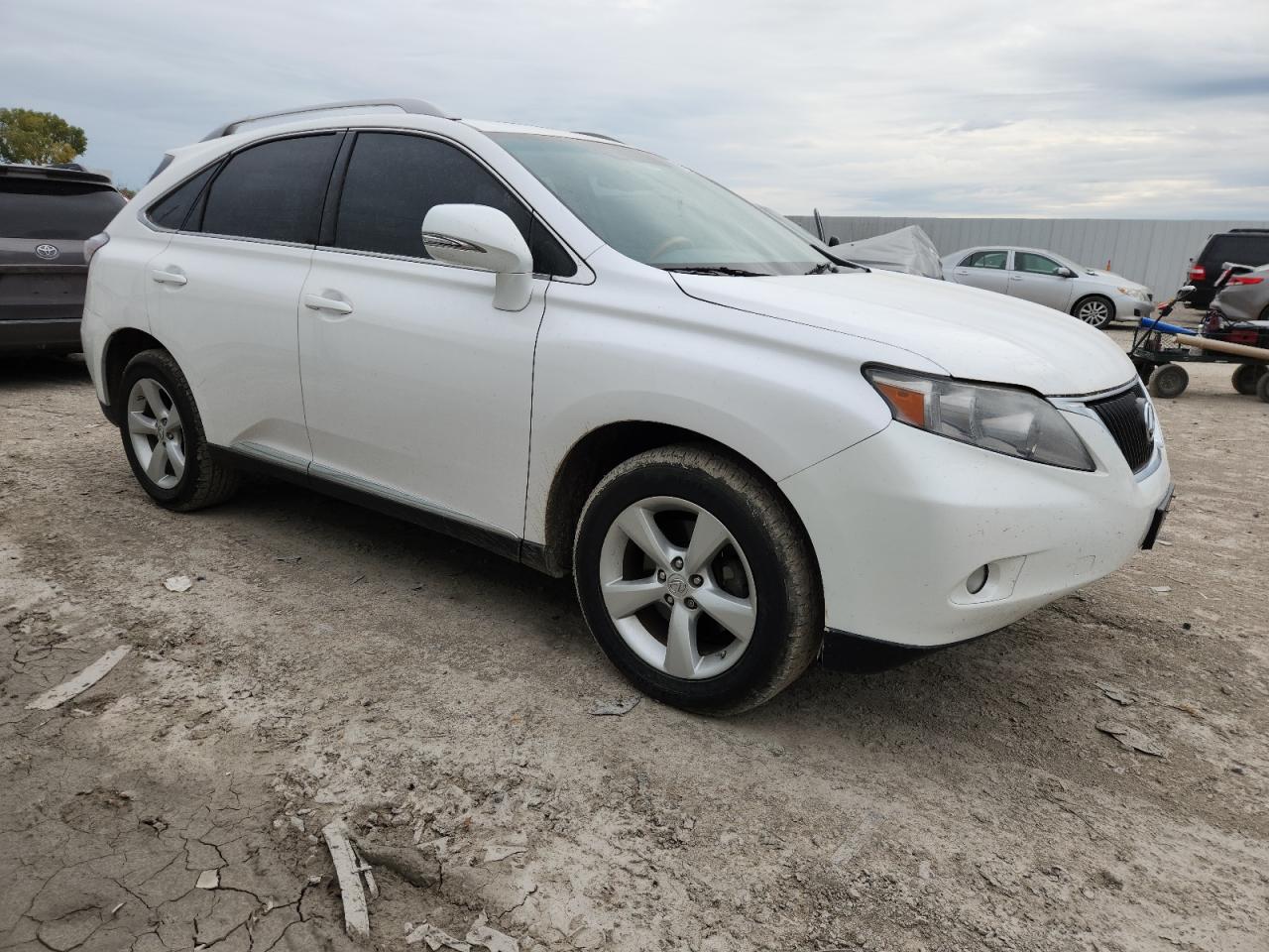 2011 LEXUS RX — VIN 2T2BK1BA8BC083275 — photo 4
