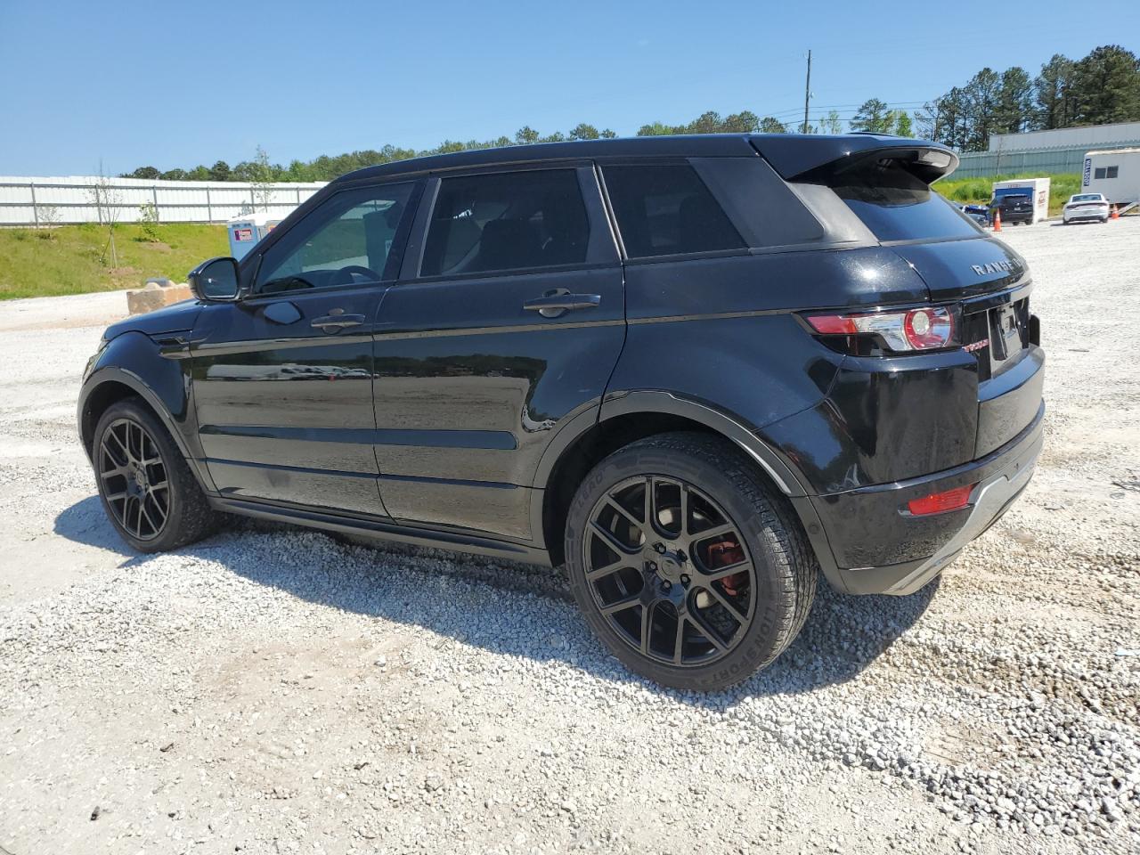 2015 LAND ROVER RANGE ROVE — VIN SALVT2BG7FH012734 — photo 2