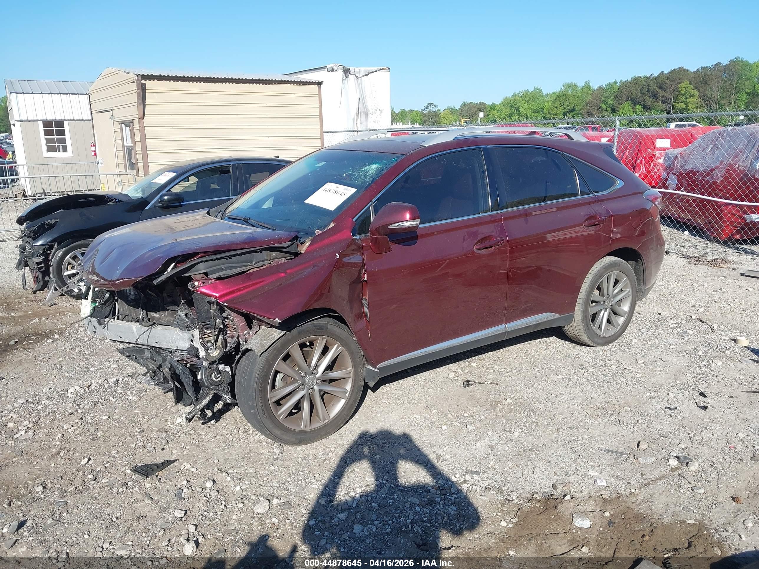 2T2ZK1BAXDC115953 — photo 2