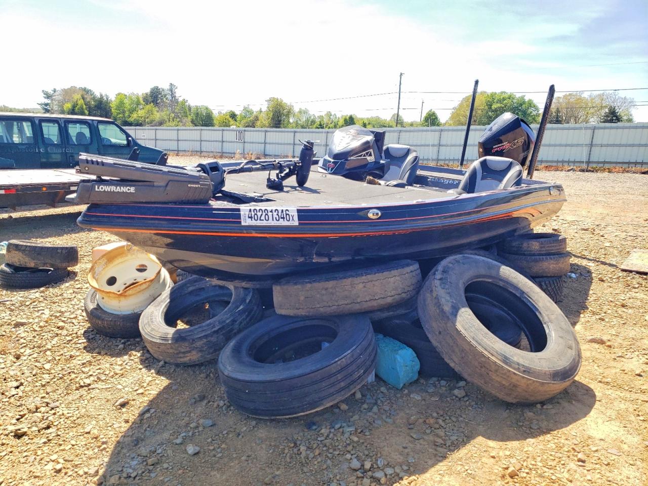 2017   — VIN RGR30828C020 — photo 2