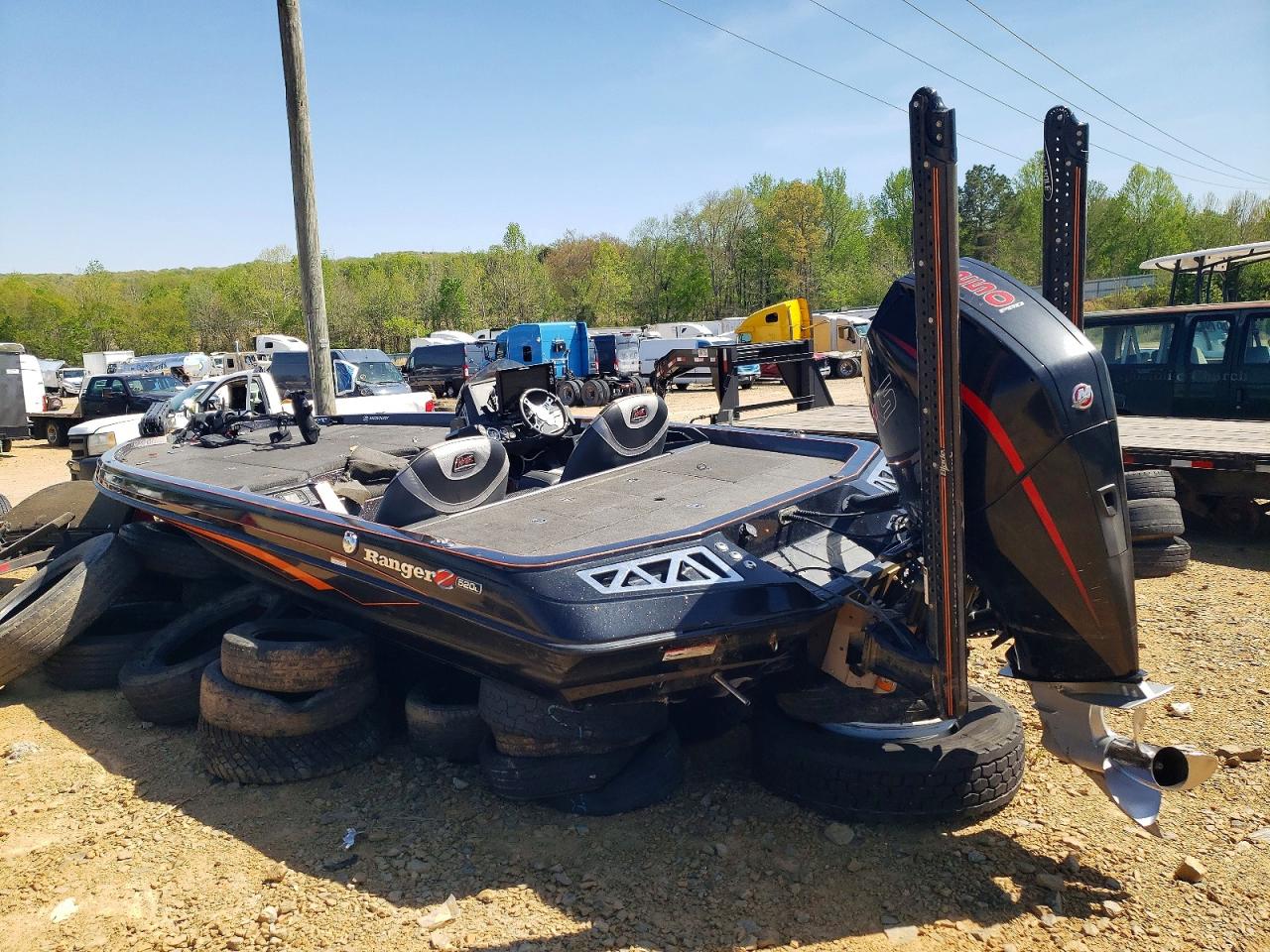 2017   — VIN RGR30828C020 — photo 3