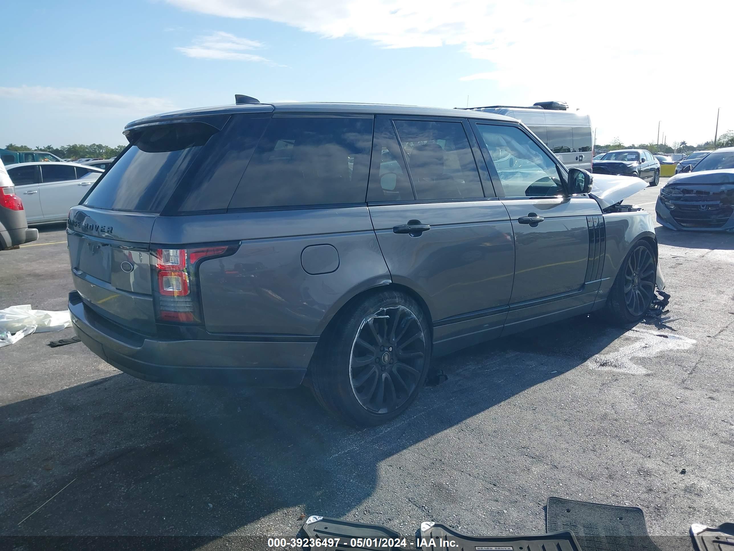 2017 LAND ROVER RANGE ROVER — VIN SALGS2FE8HA356640 — photo 4