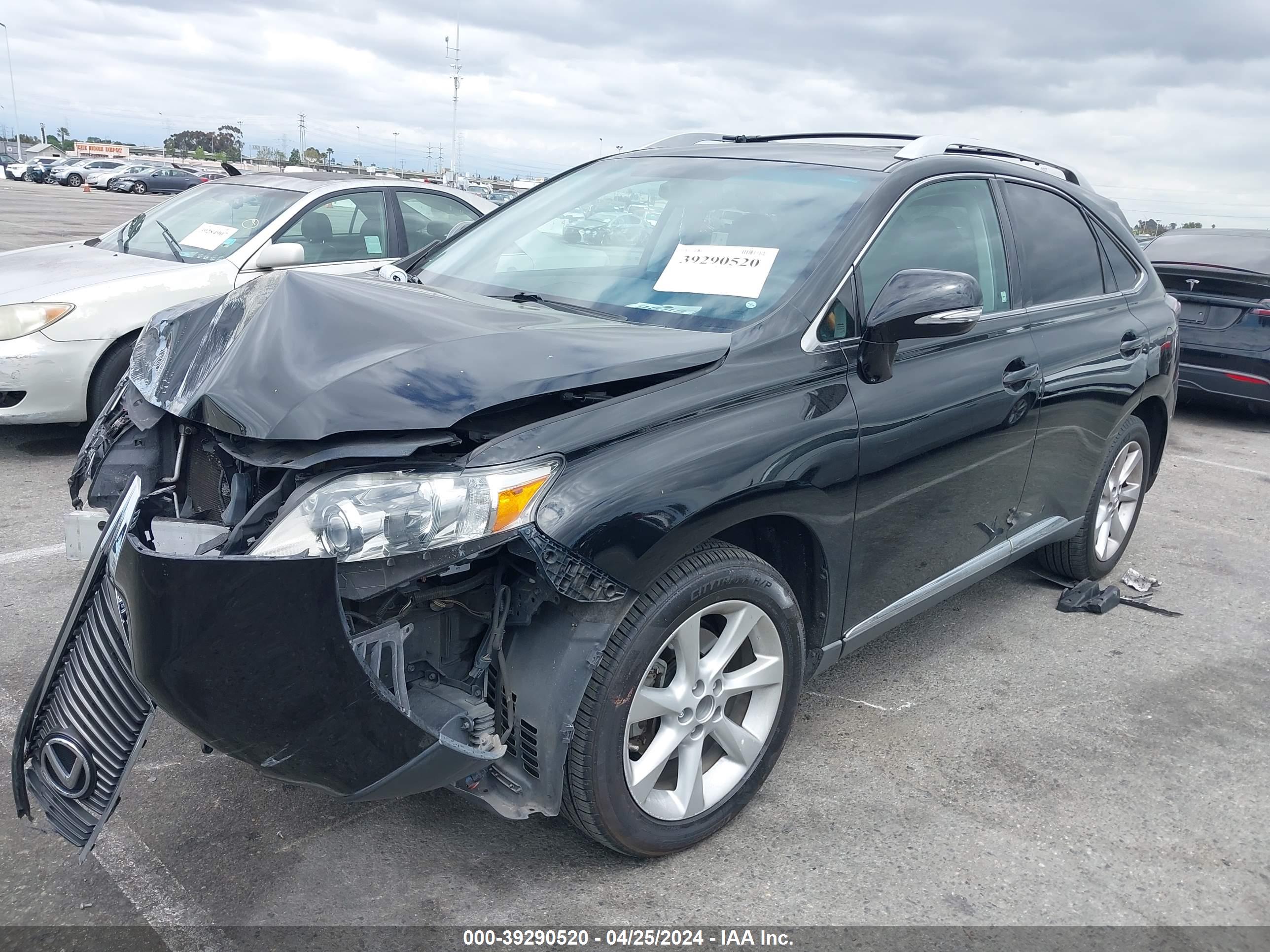 2T2ZK1BA6BC056445 — photo 2