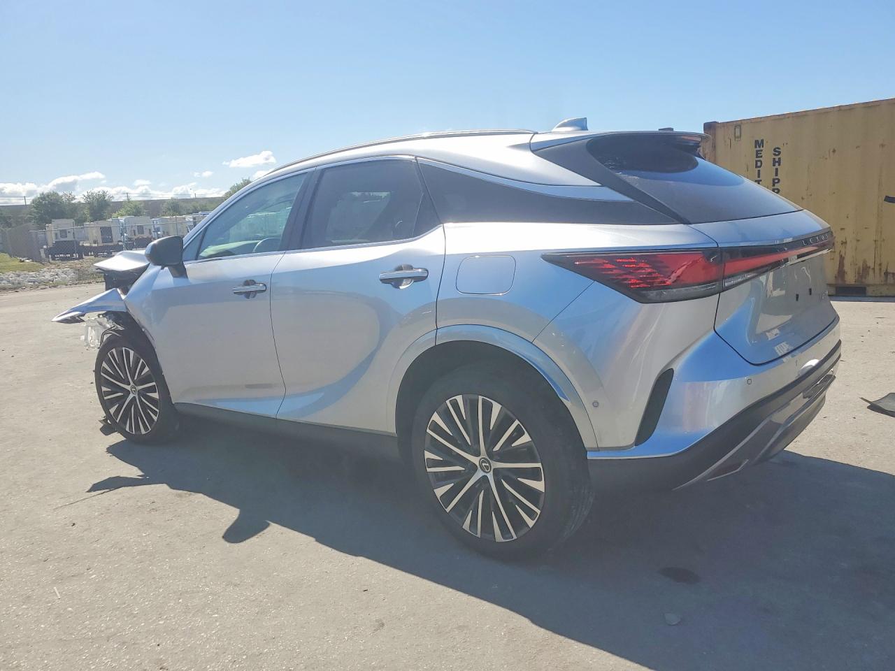 2024 LEXUS RX — VIN 2T2BAMBA5RC033366 — photo 2