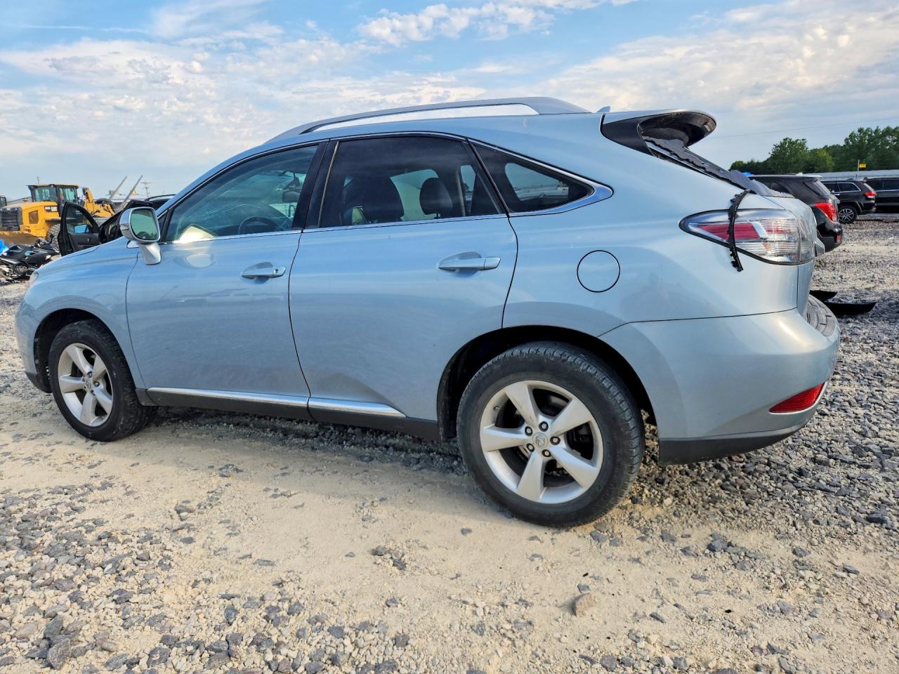 2011 LEXUS RX — VIN 2T2ZK1BA2BC048746 — photo 2