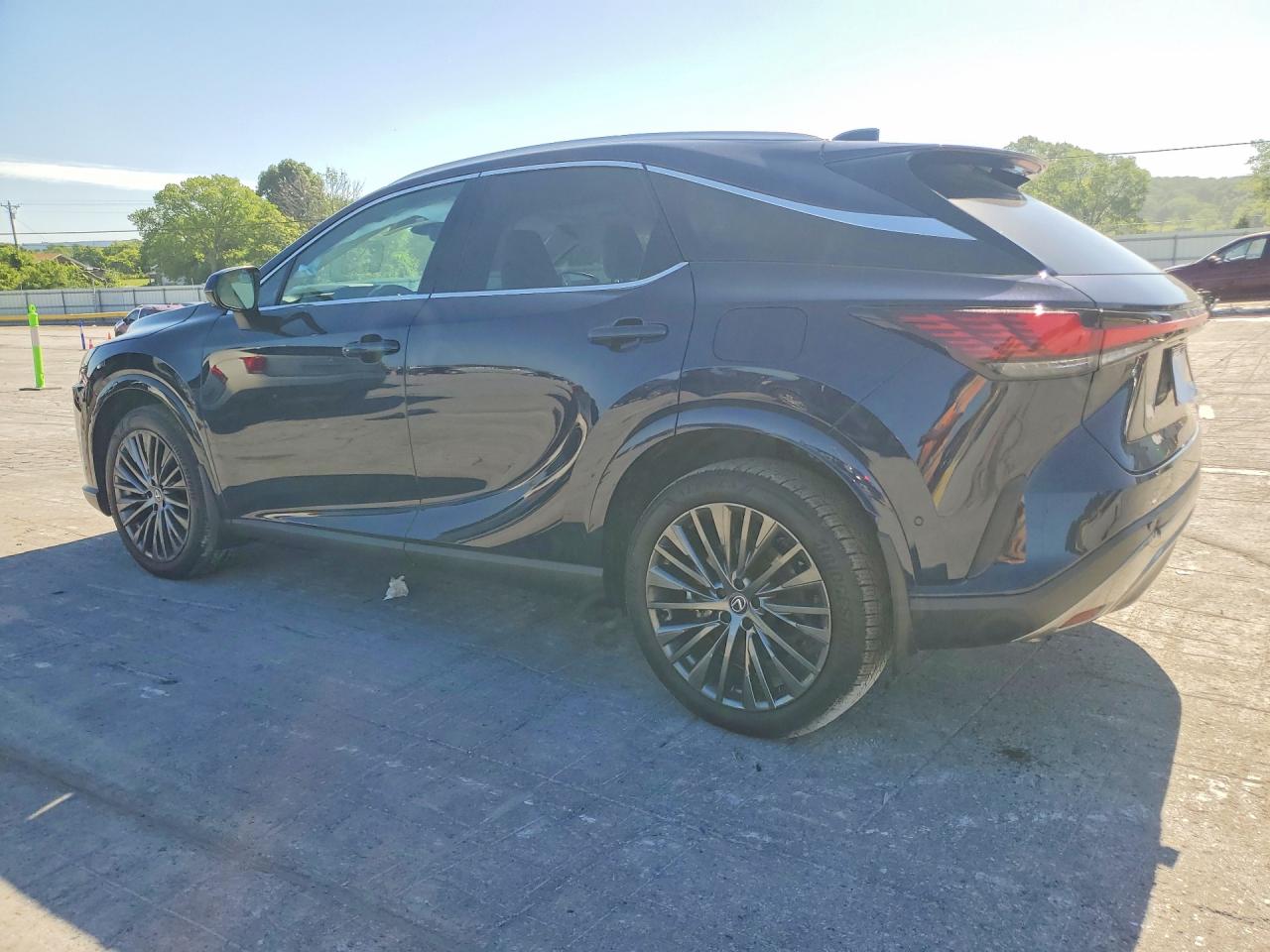 2025 LEXUS RX — VIN 2T2BAMCA2SC094517 — photo 2