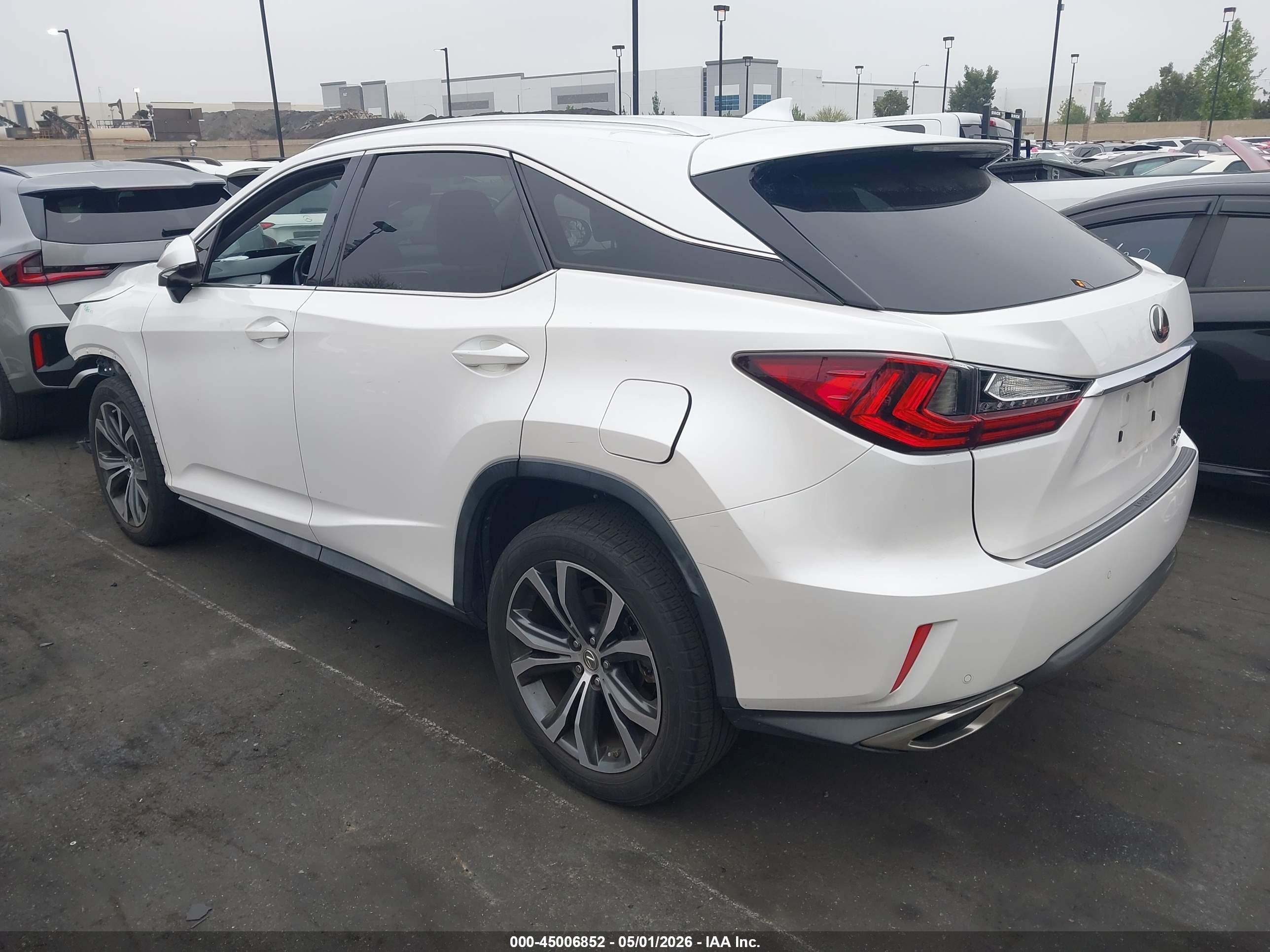 2017 LEXUS RX — VIN 2T2ZZMCA6HC079809 — photo 3