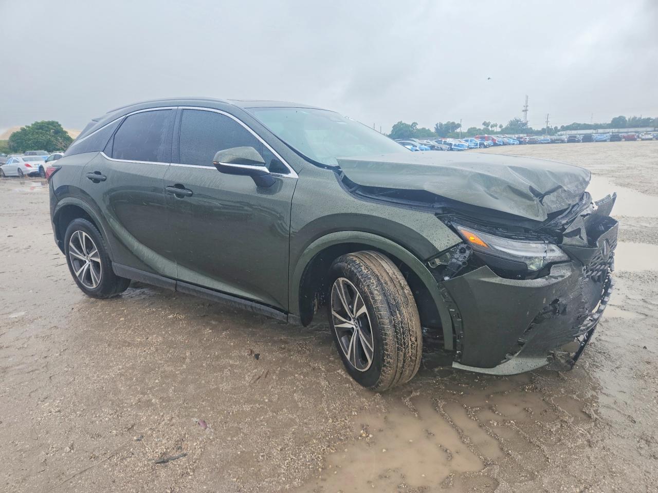 2025 LEXUS RX — VIN 2T2BAMBA0SC056611 — photo 4